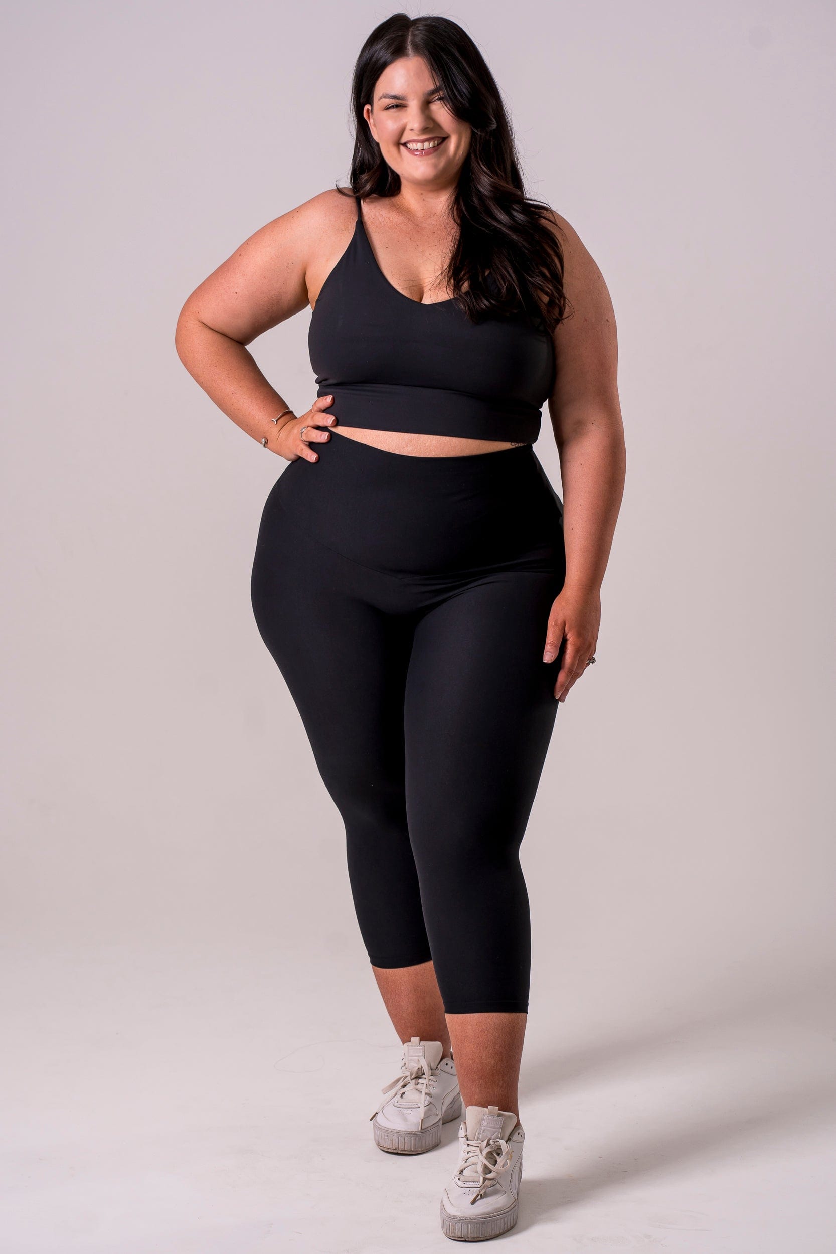 Black Dynamic High Waisted Capri Leggings