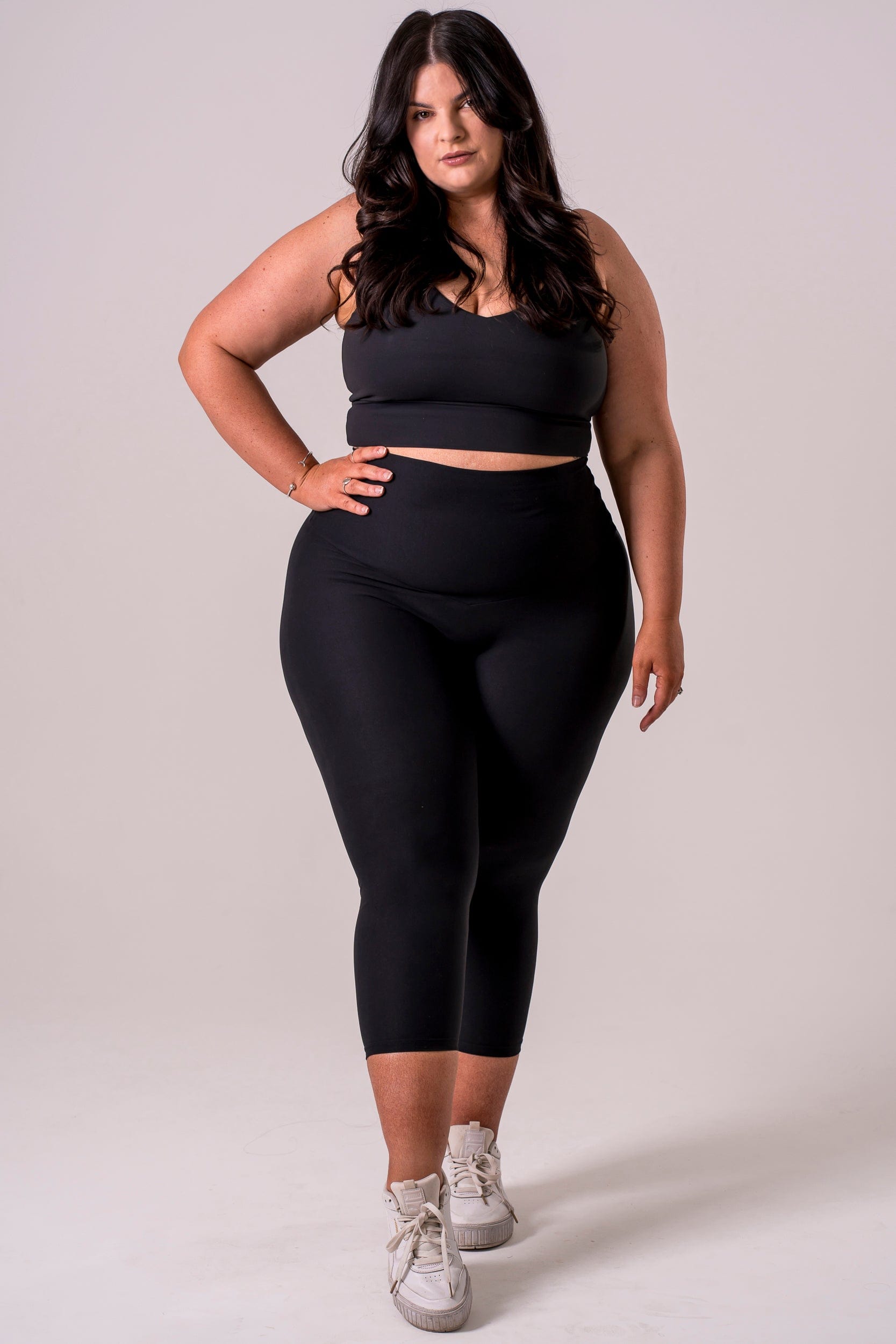 Black Dynamic High Waisted Capri Leggings