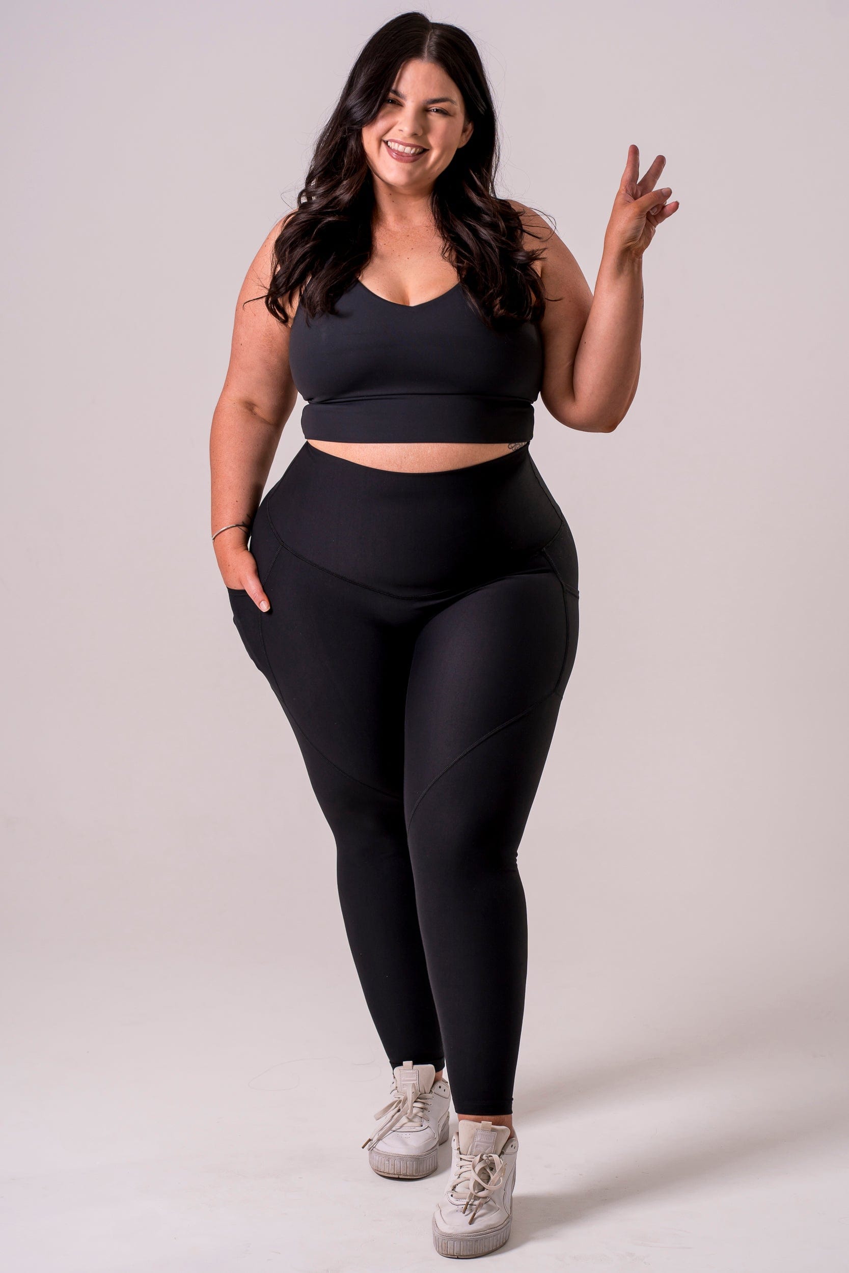Black Dynamic High Waisted Pocket Shaper Ankle Biter Leggings