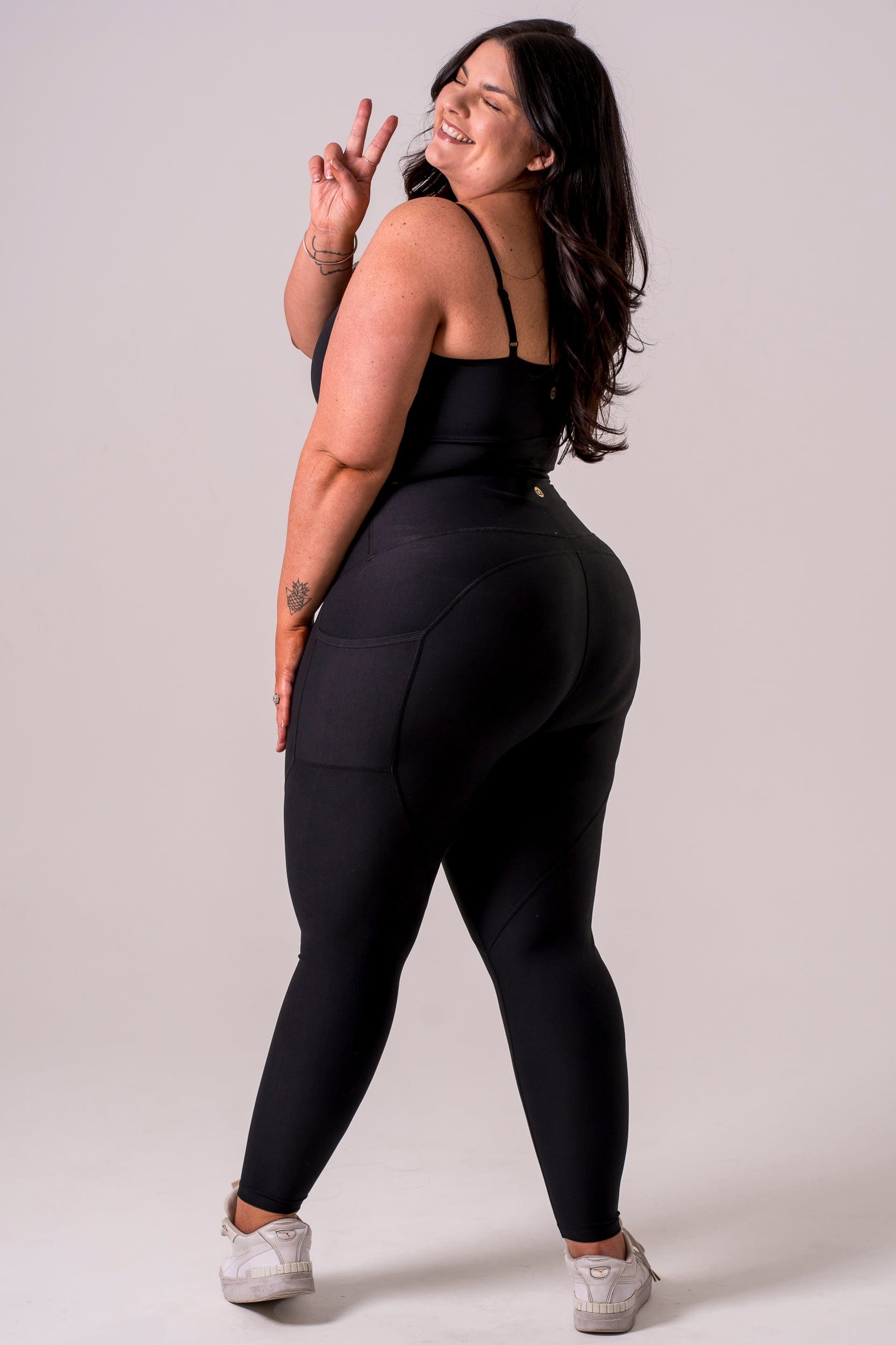 Black Dynamic High Waisted Pocket Shaper Ankle Biter Leggings