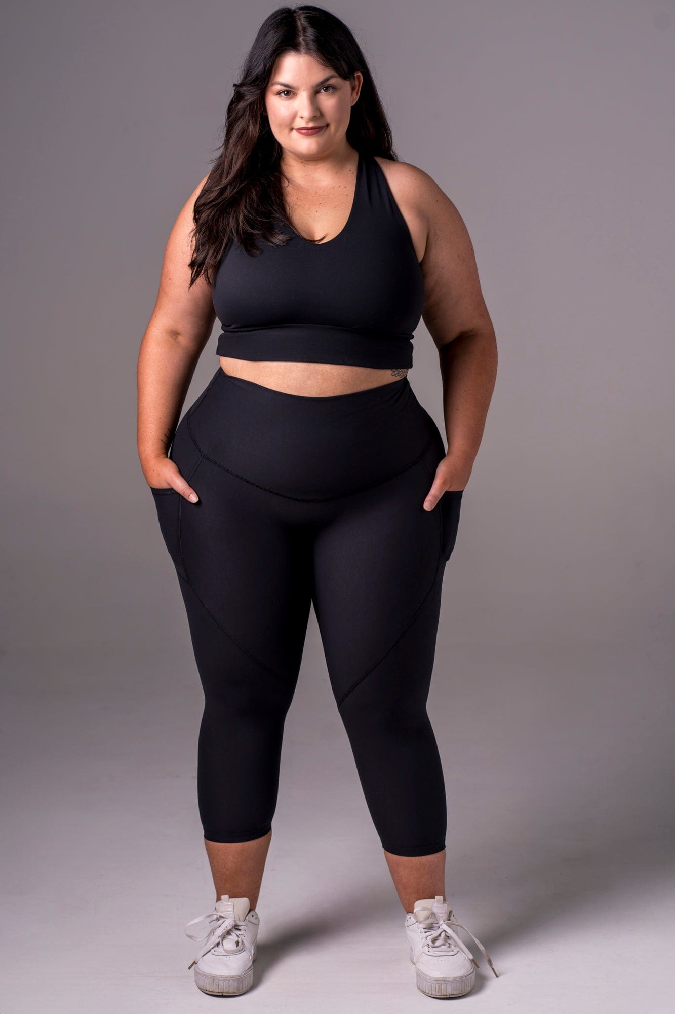 Black Dynamic High Waisted Pocket Shaper Capri Leggings