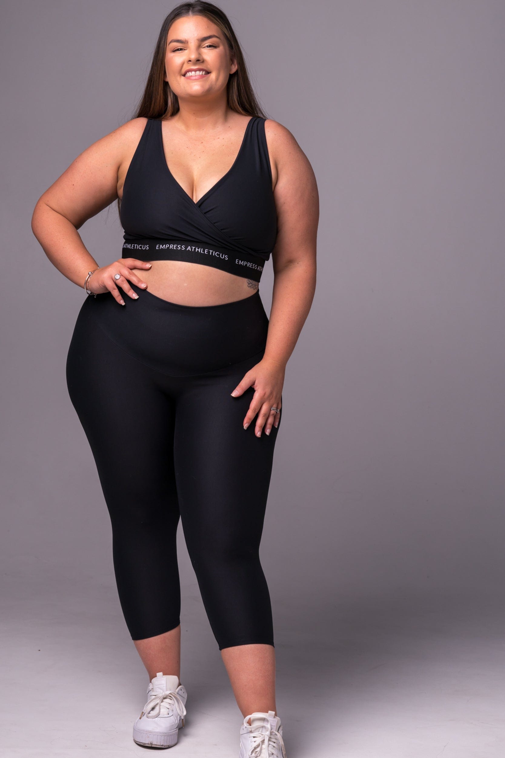 Black Dynamic High Waisted Seamless Front Capri Leggings