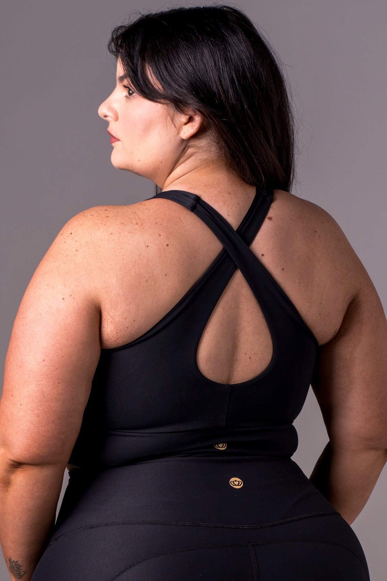 Black Dynamic Sports Crop