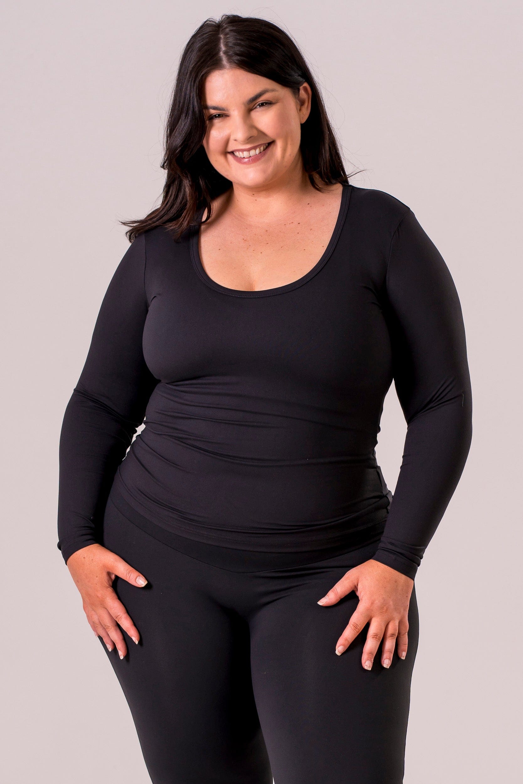 Black Fitted Scoop Neck Long Sleeve Tee