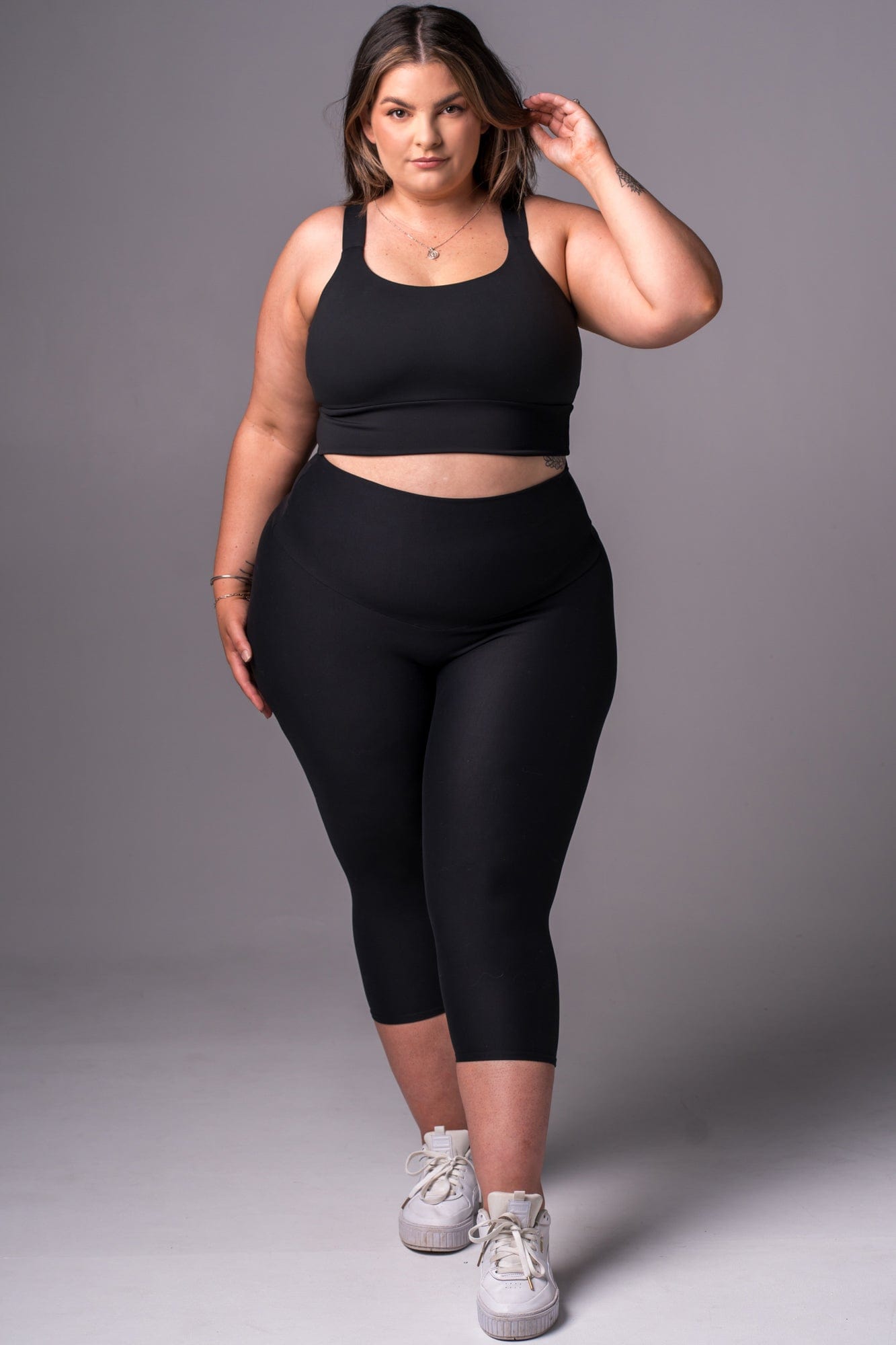 Black Regal Luxe Yoga Crop
