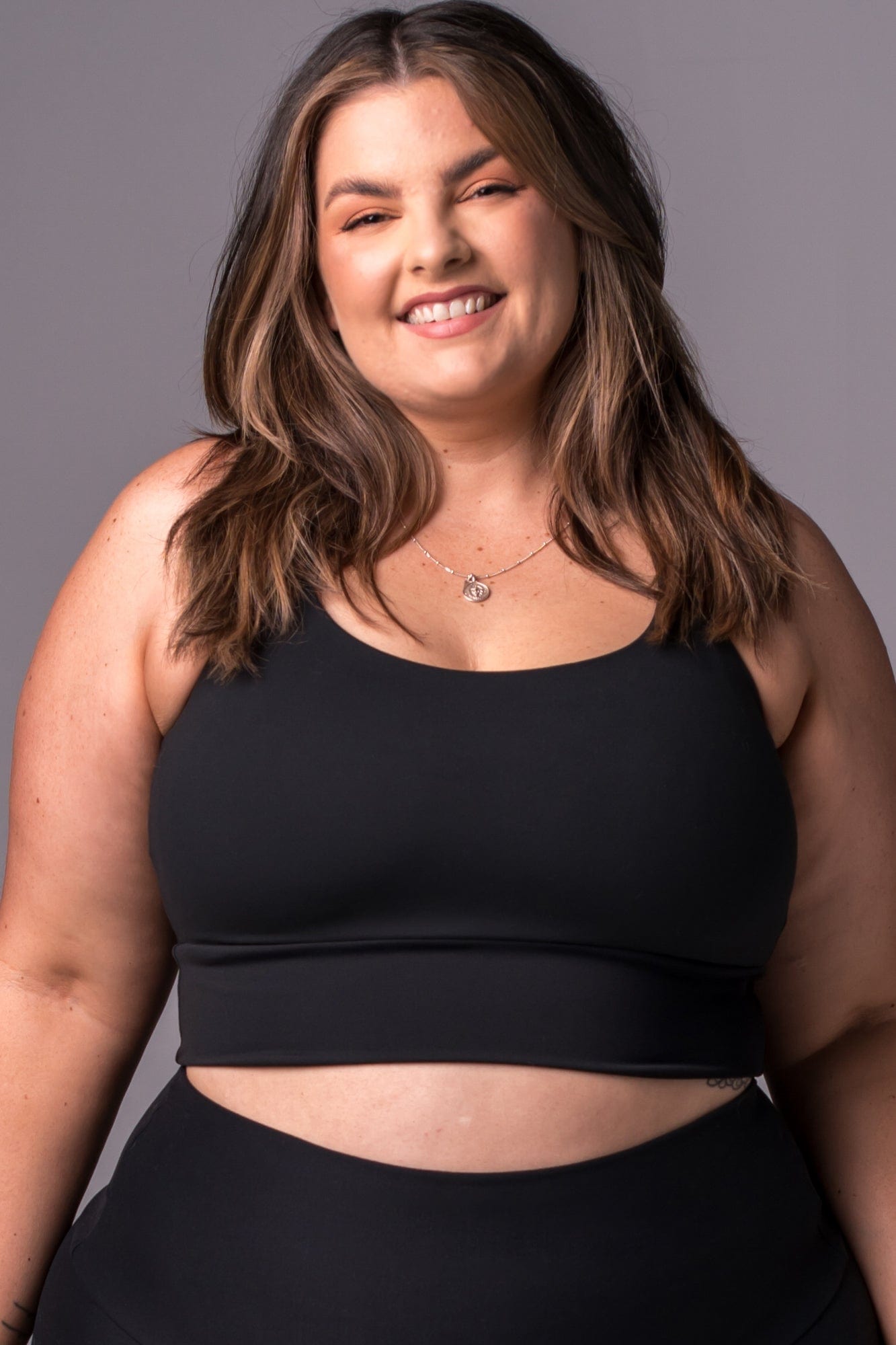 Black Regal Luxe Yoga Crop