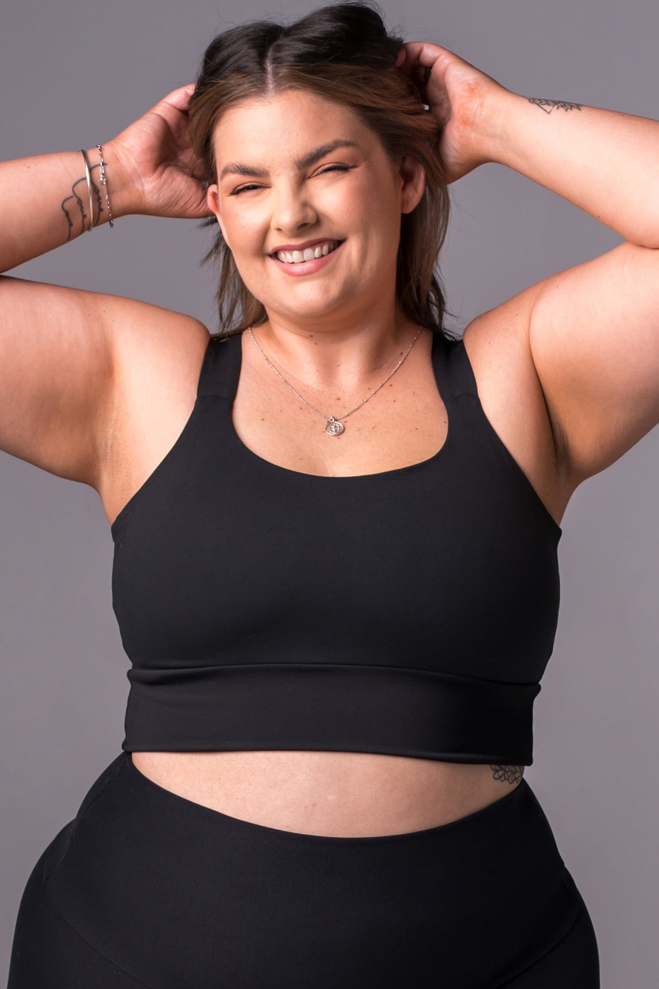 Black Regal Luxe Yoga Crop