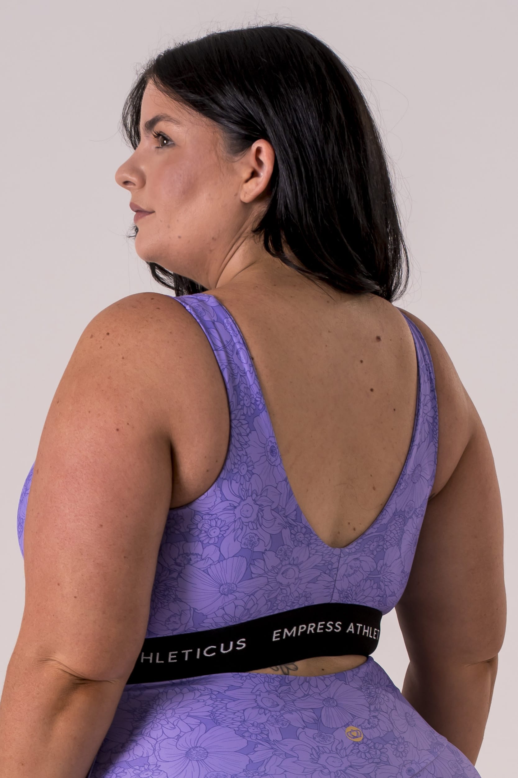 Blossom Dynamic V Front Crop