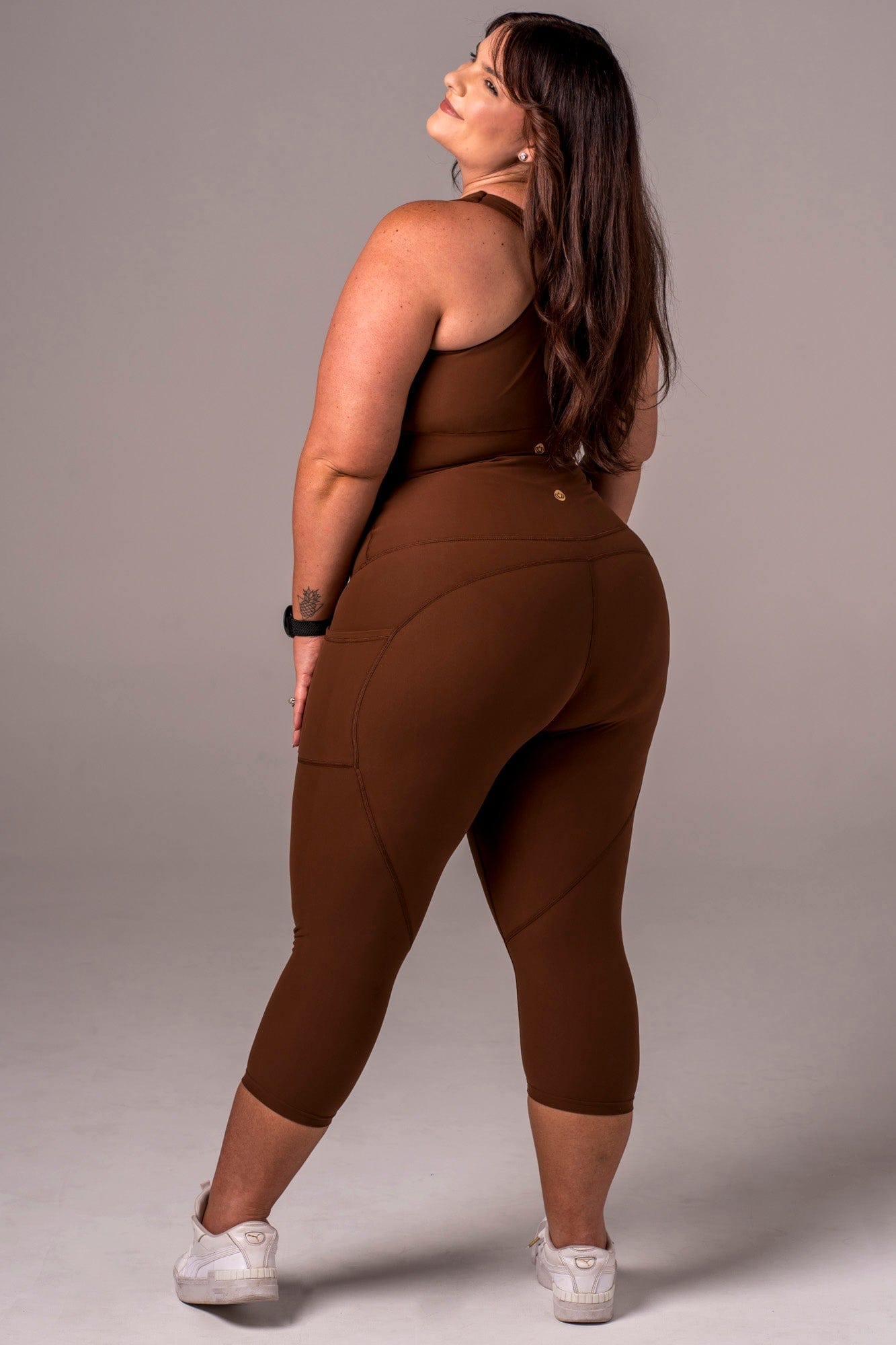 Chocolate Dynamic High Waisted Pocket Shaper Capri Leggings