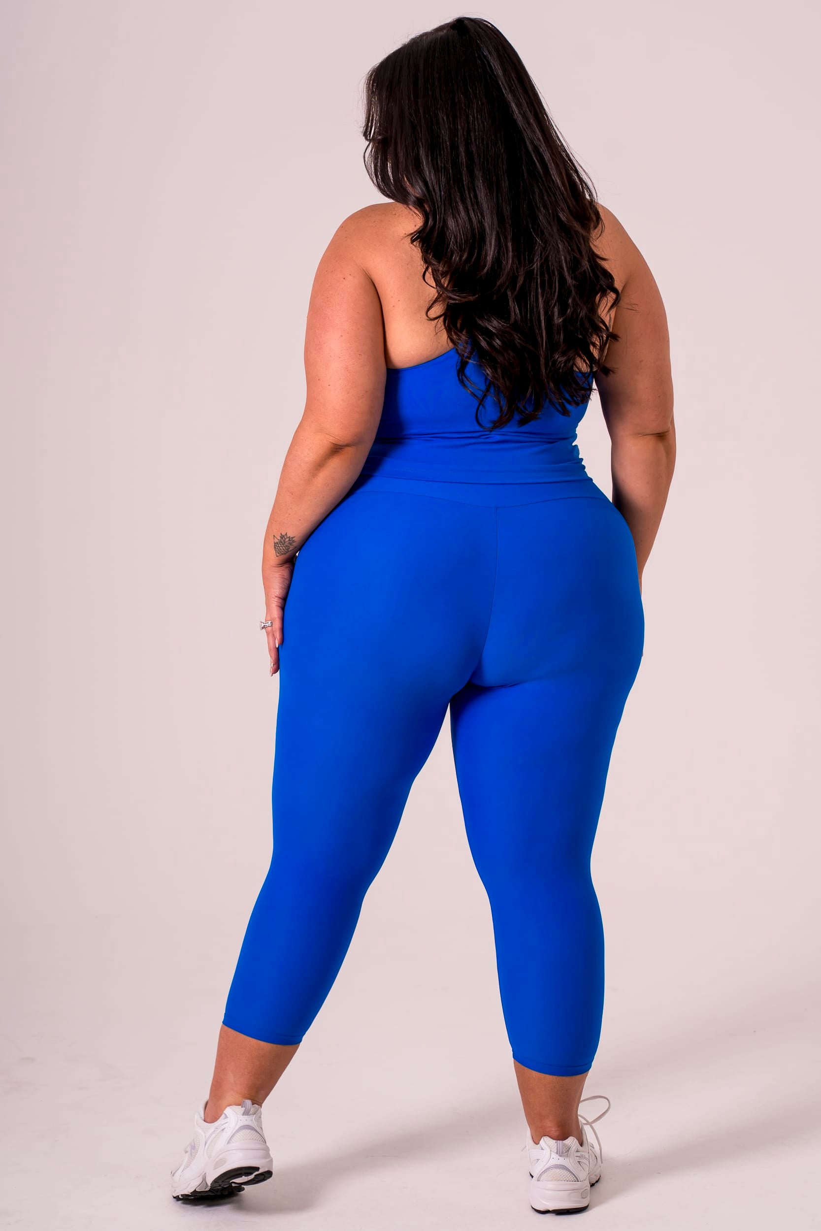 Electric Dynamic High Waisted Capri Leggings