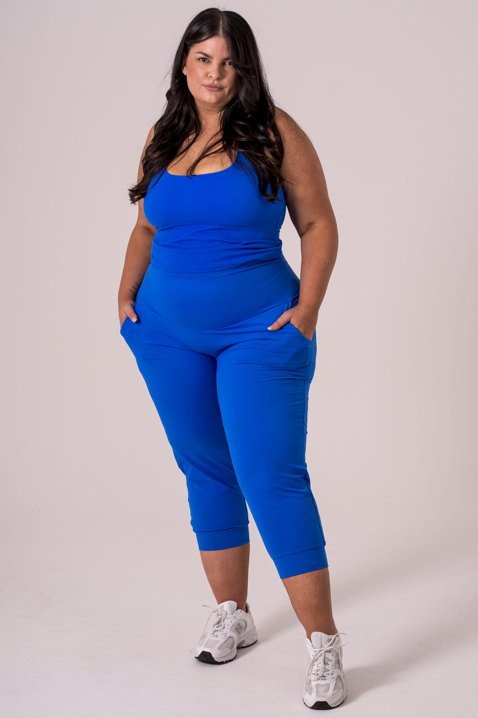 Electric Luxe Capri Jogger