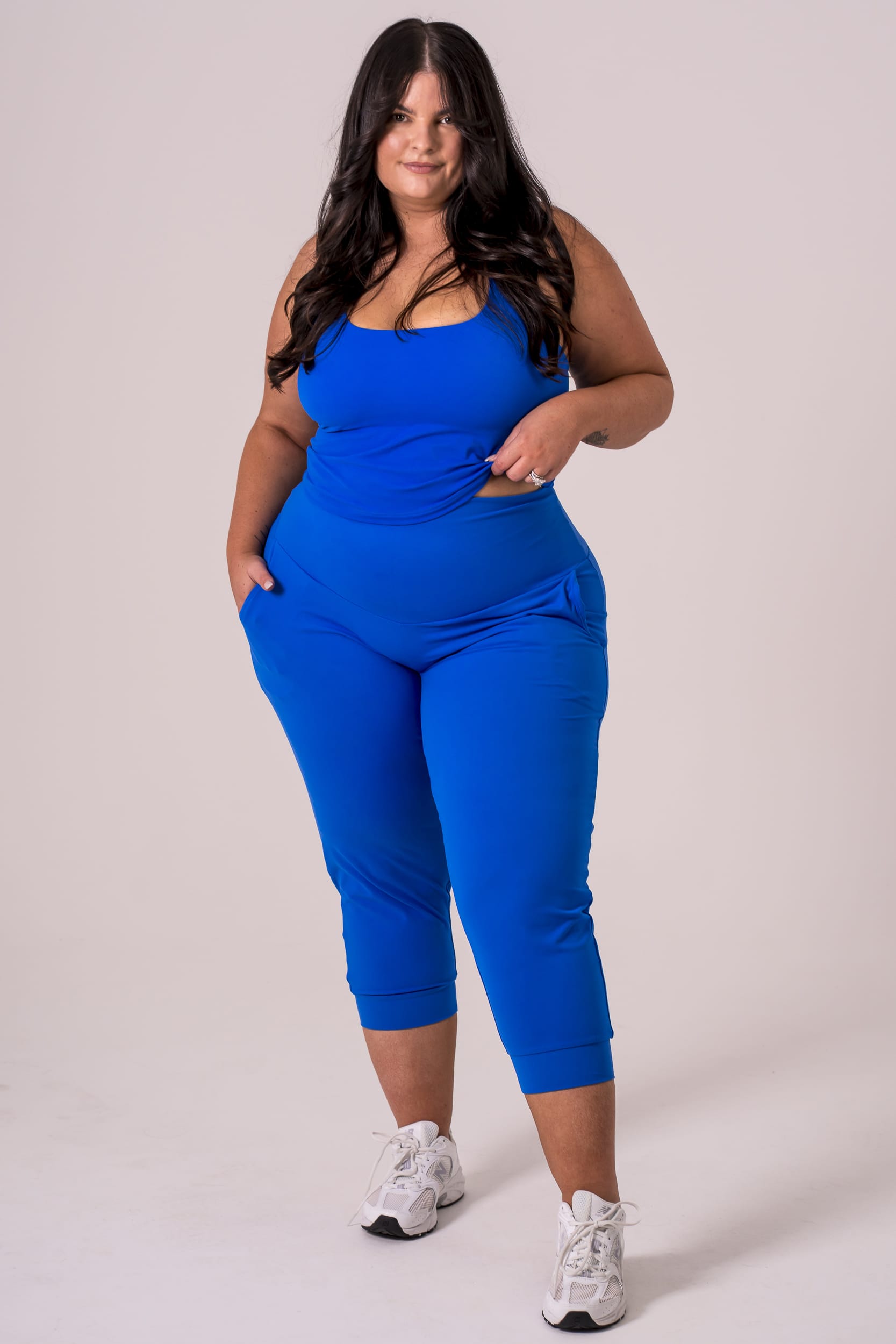 Electric Luxe Capri Jogger
