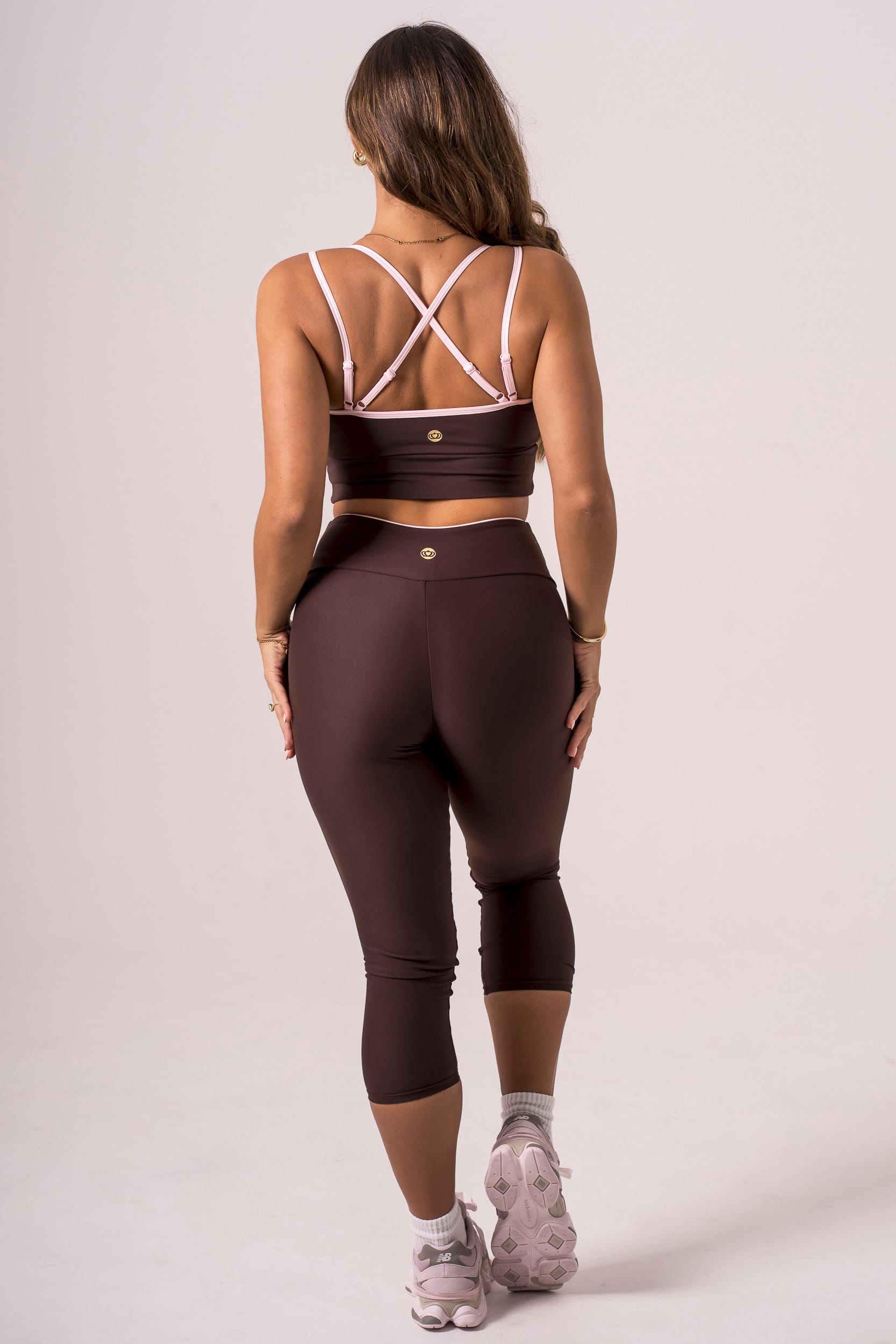 Espresso Duo Dynamic V Band Capri Leggings