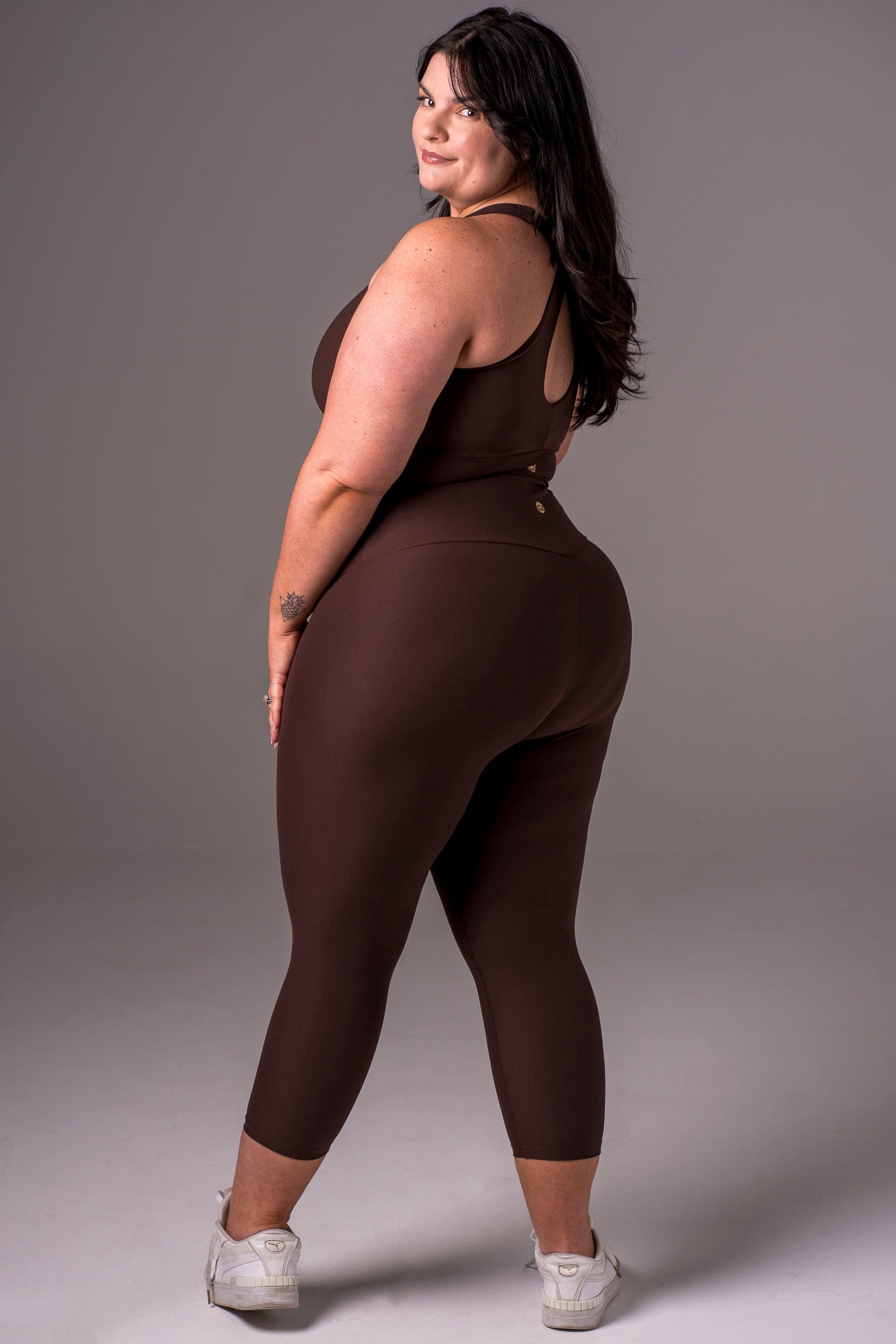 Espresso Dynamic High Waisted Capri Leggings
