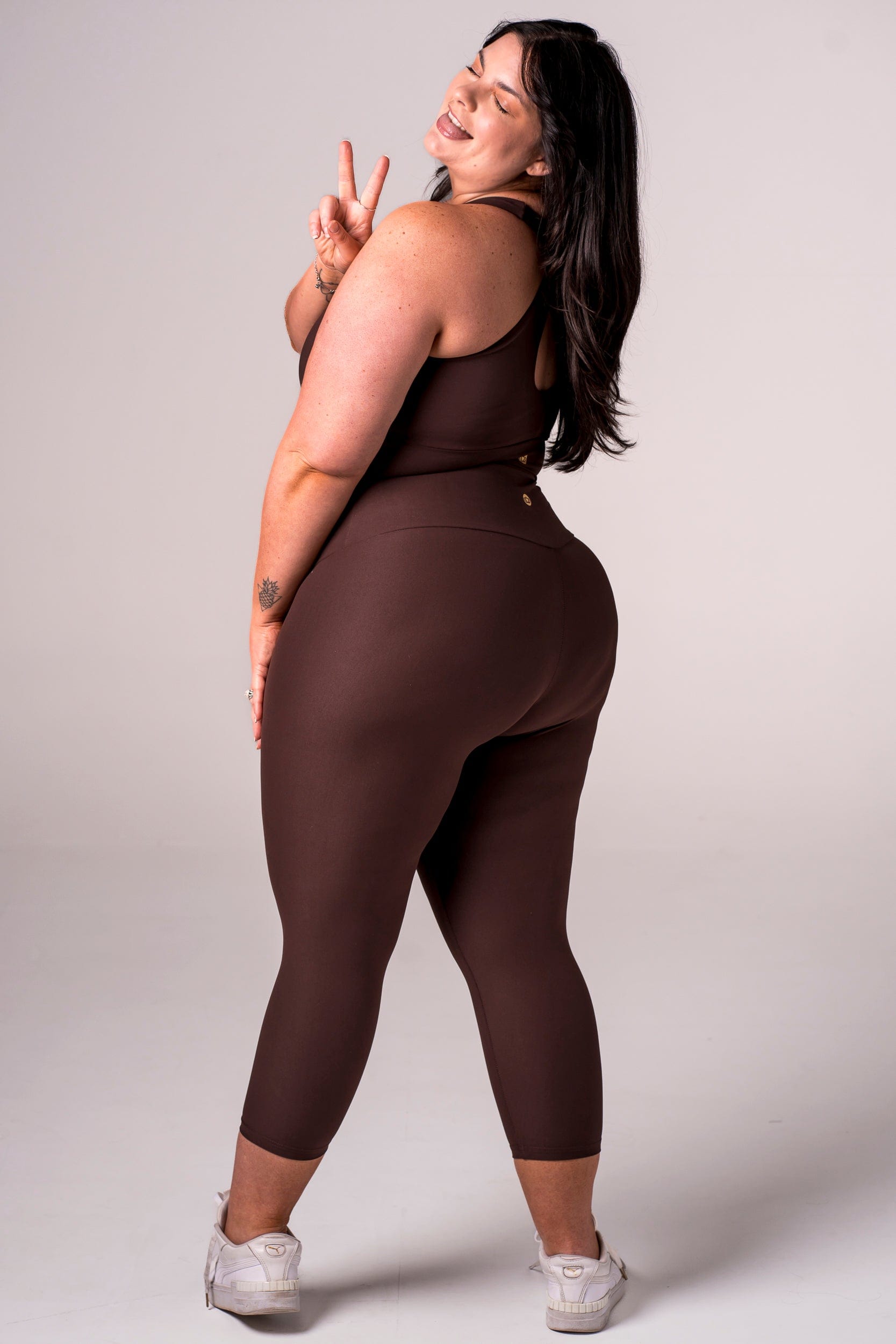 Espresso Dynamic High Waisted Capri Leggings