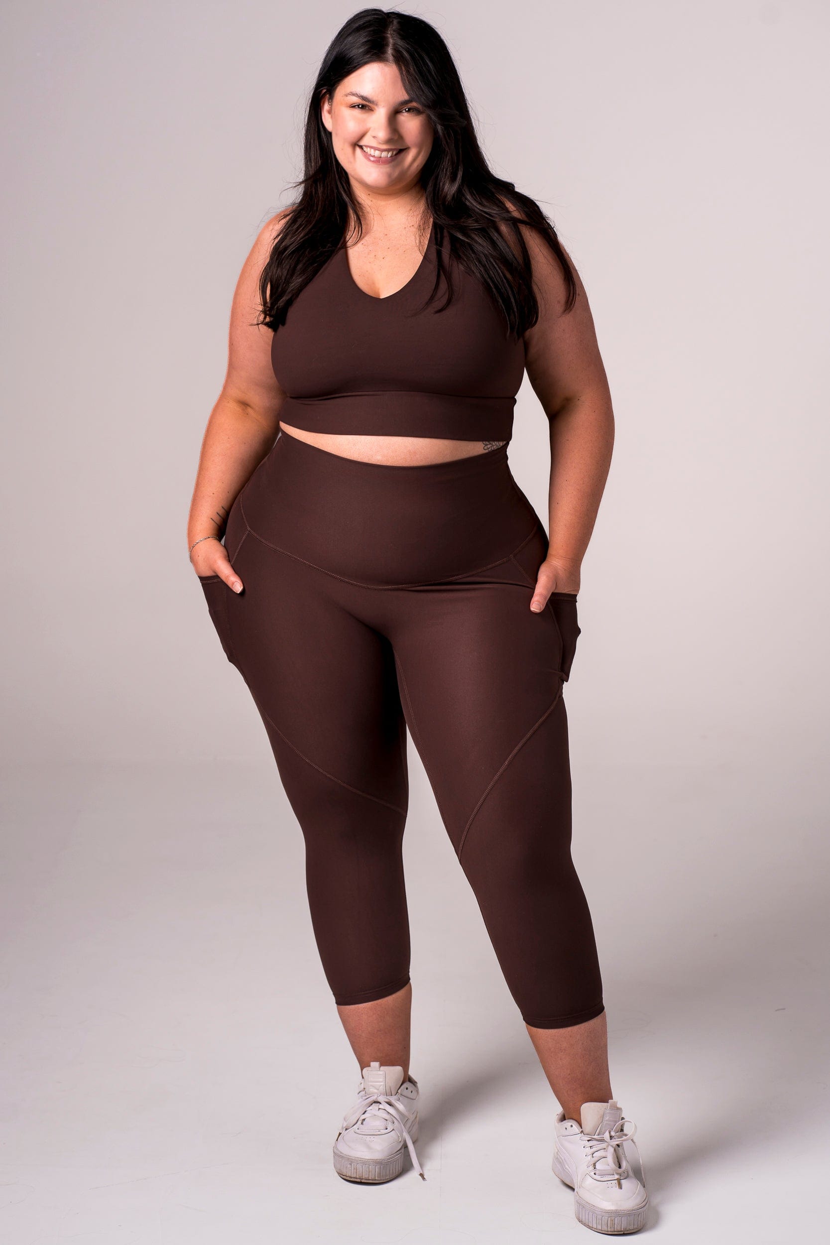 Espresso Dynamic High Waisted Pocket Shaper Capri Leggings