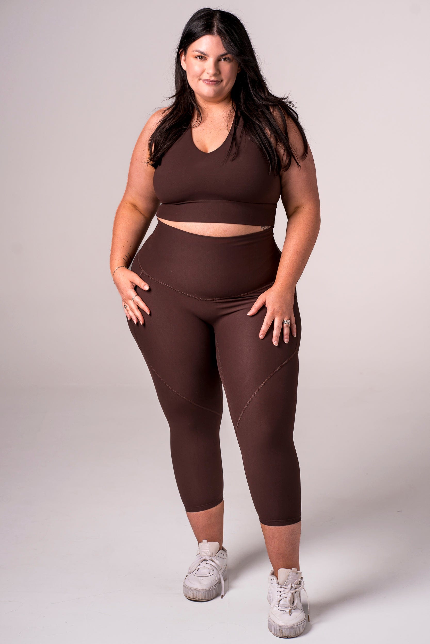 Espresso Dynamic High Waisted Pocket Shaper Capri Leggings