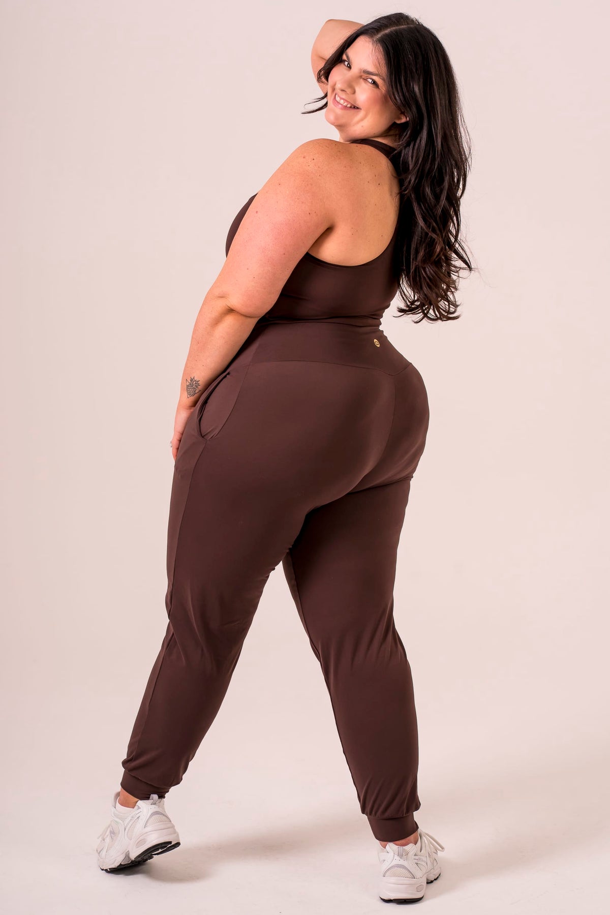 Espresso Luxe Long Jogger