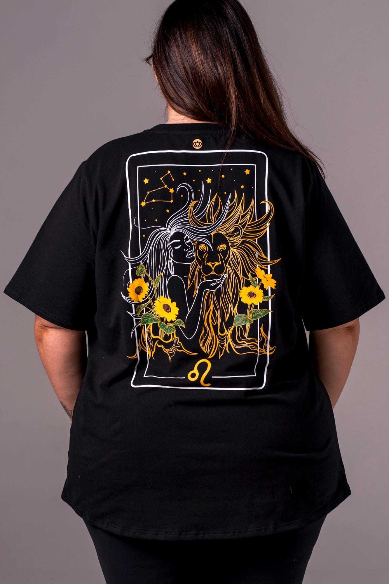 Leo Oversized T-Shirt