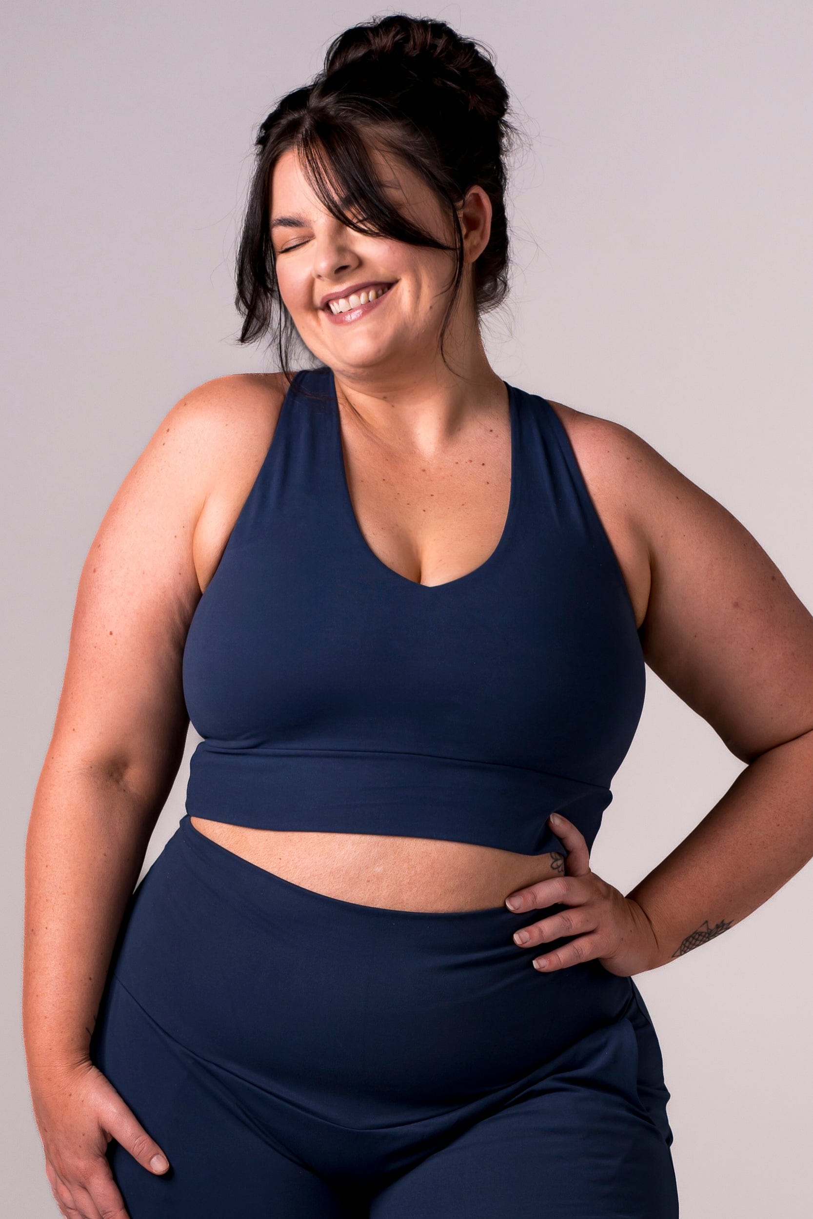 Midnight Dynamic Sports Crop