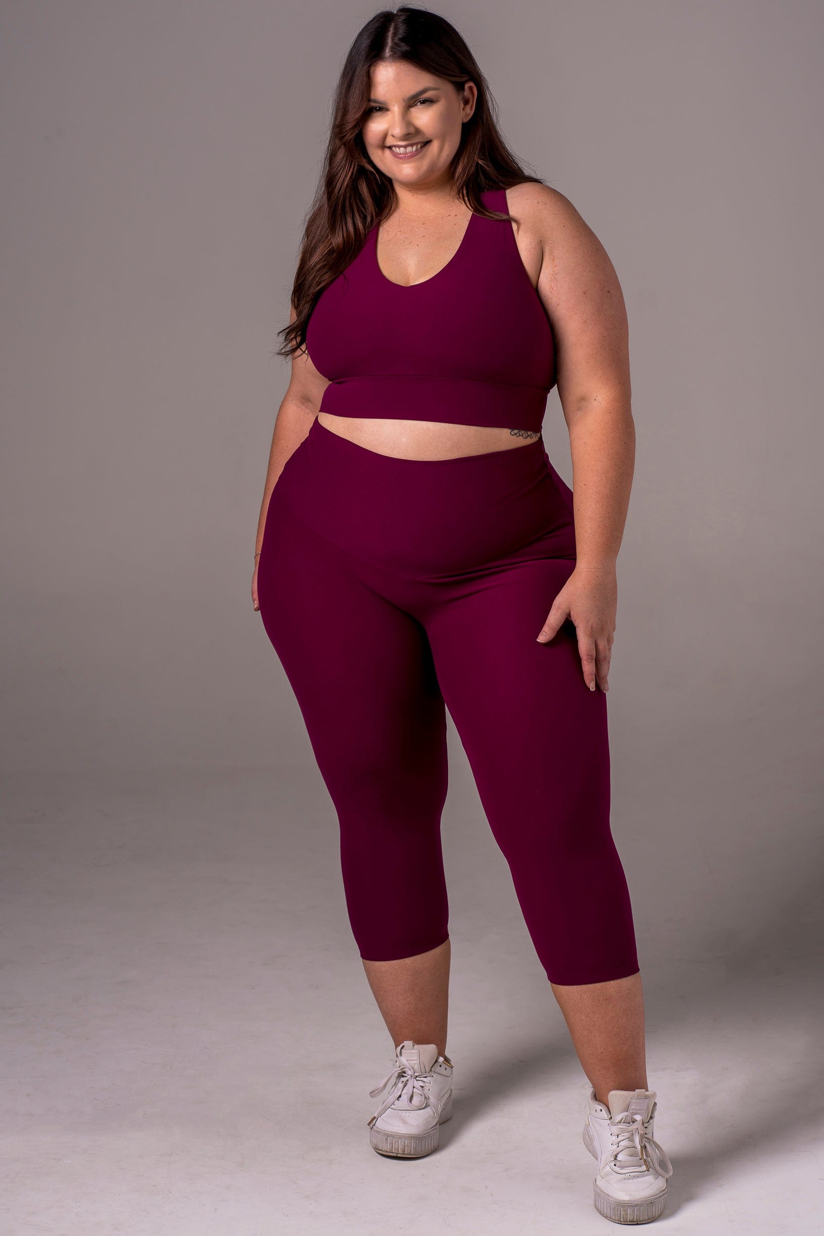 Mulberry Dynamic High Waisted Capri Leggings