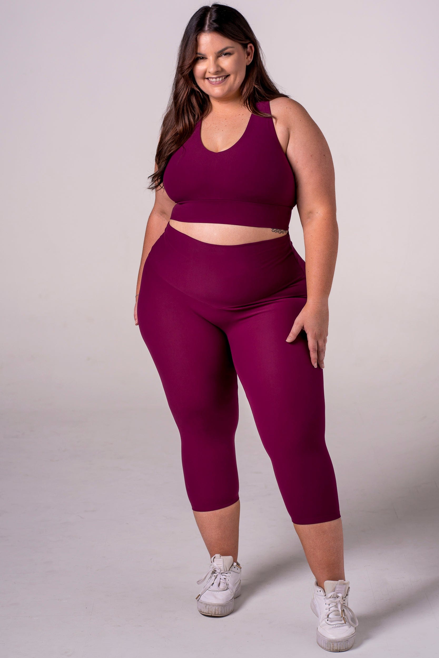 Mulberry Dynamic High Waisted Capri Leggings