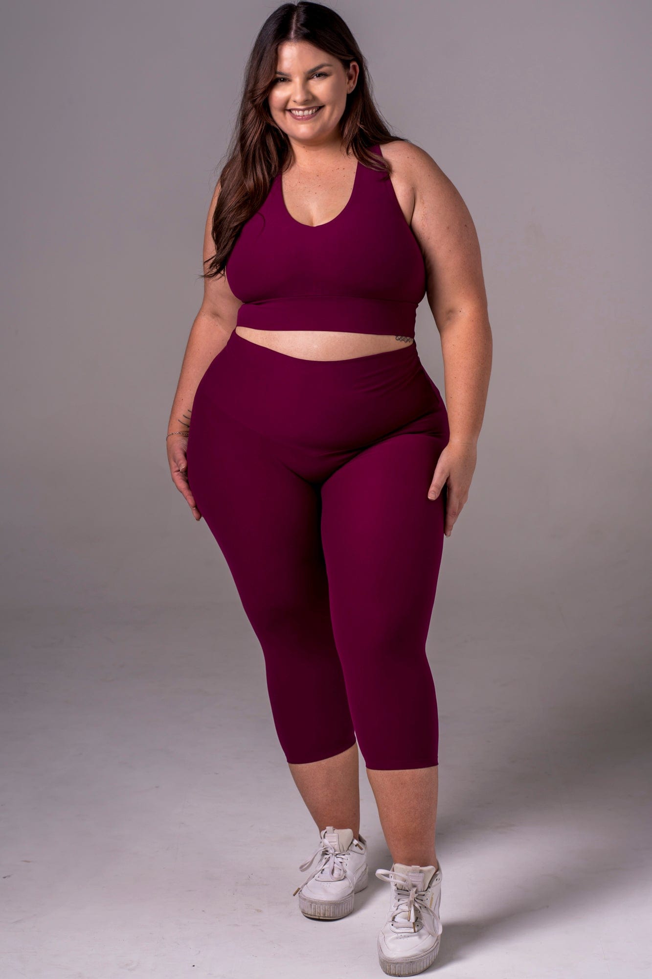 Mulberry Dynamic High Waisted Capri Leggings