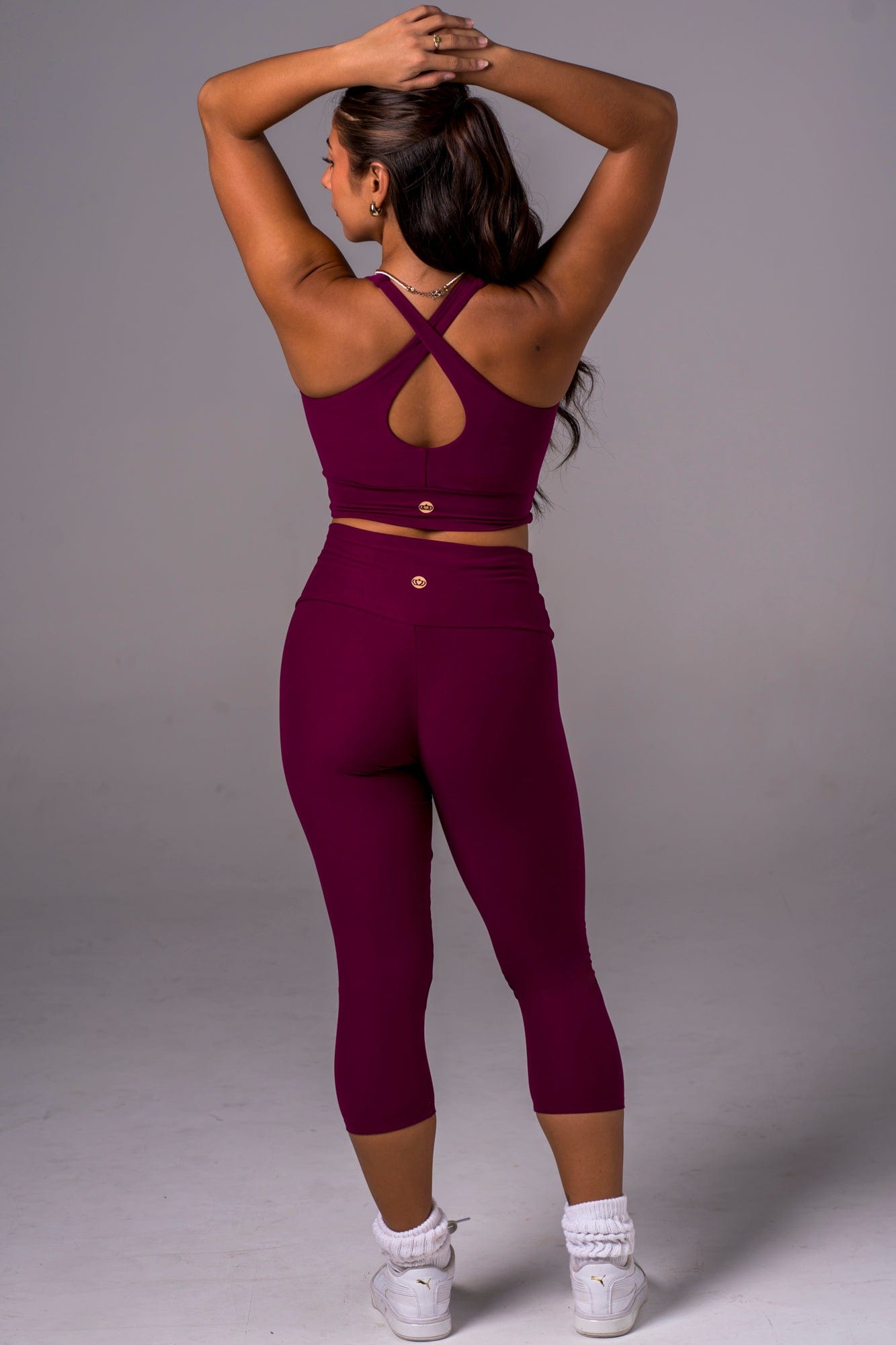 Mulberry Dynamic High Waisted Capri Leggings