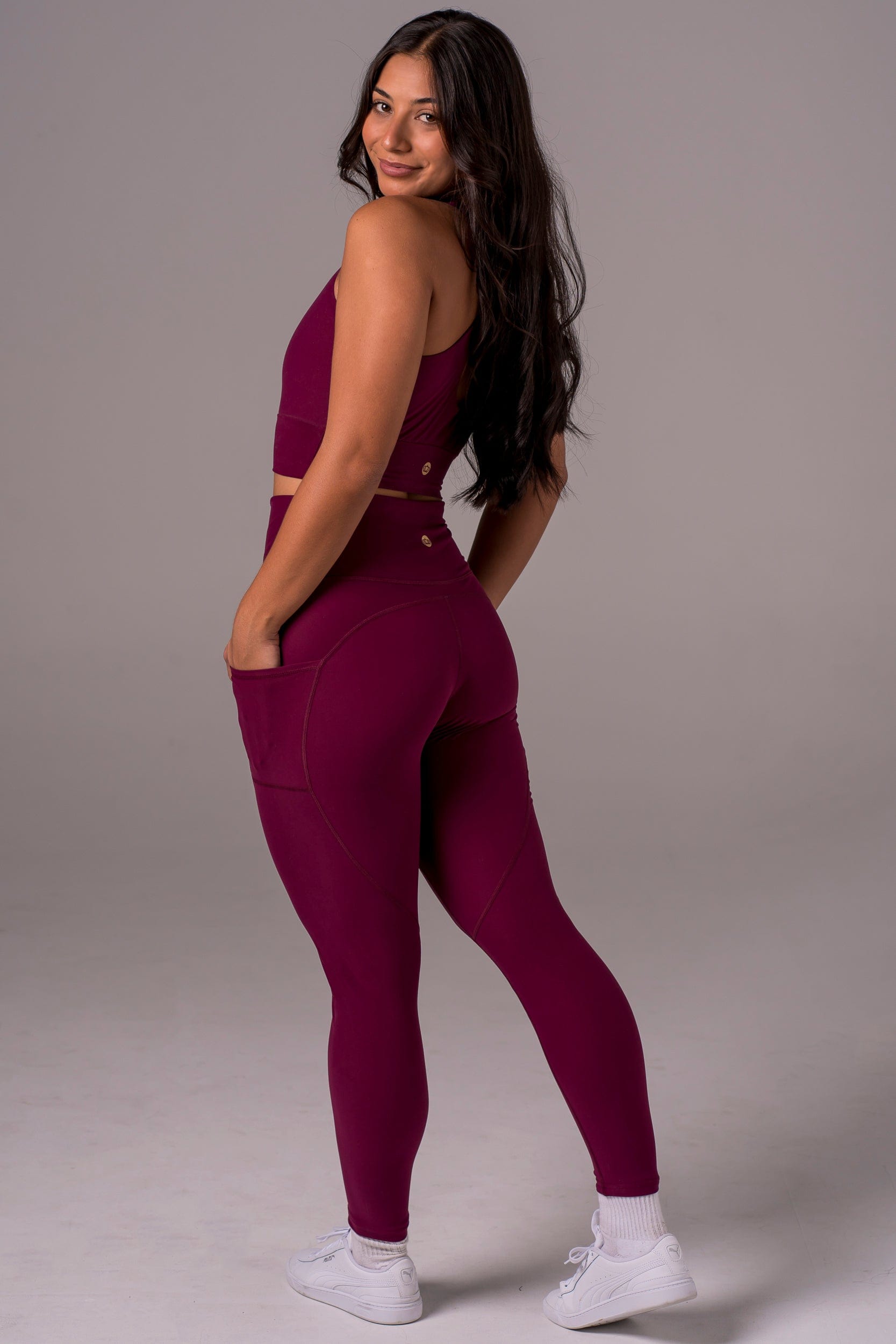 Mulberry Dynamic High Waisted Pocket Shaper Ankle Biter Leggings