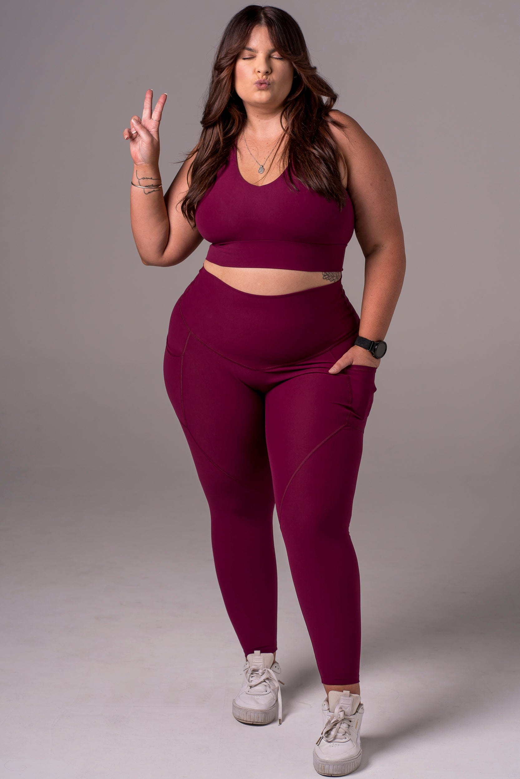 Mulberry Dynamic High Waisted Pocket Shaper Ankle Biter Leggings