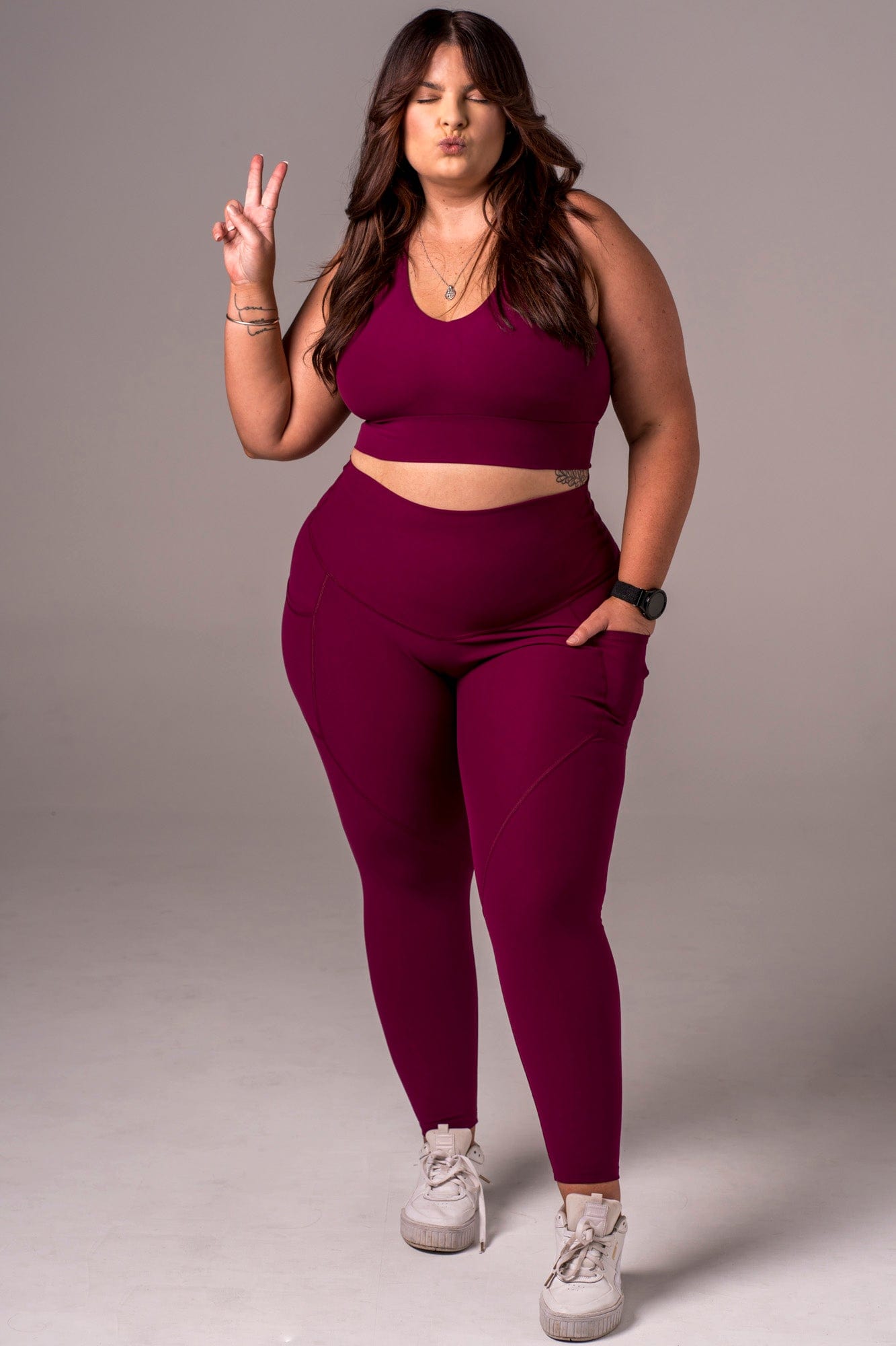 Mulberry Dynamic High Waisted Pocket Shaper Ankle Biter Leggings