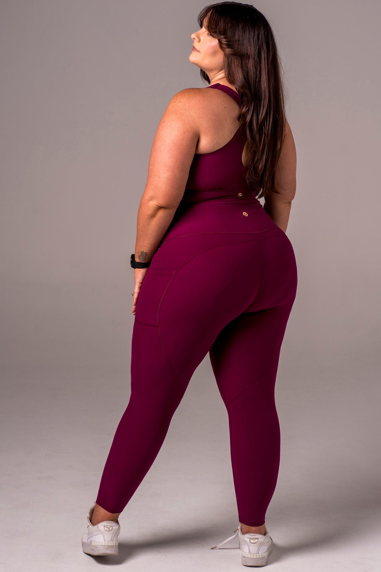 Mulberry Dynamic High Waisted Pocket Shaper Ankle Biter Leggings