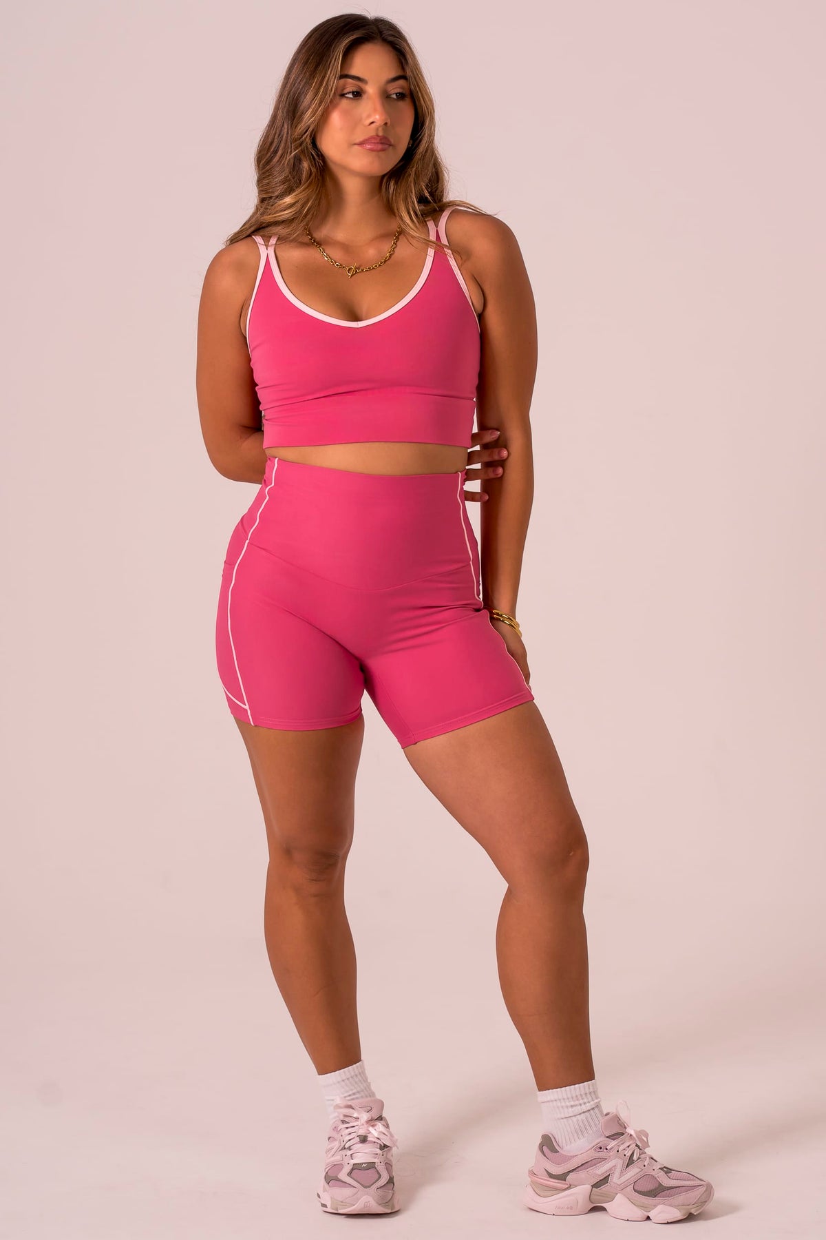Raspberry Duo Dynamic Pocket Curve 6" Shorts