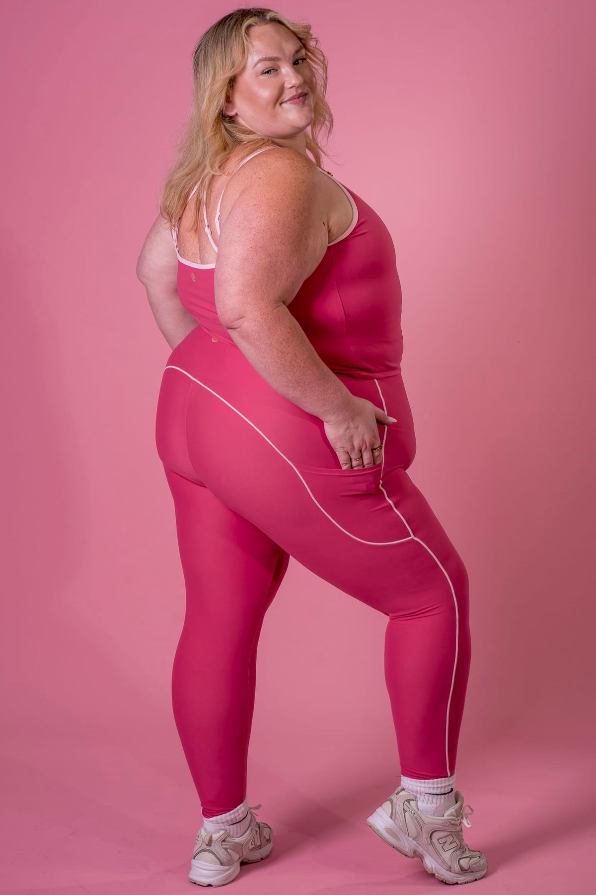 Raspberry Duo Dynamic Pocket Curve Leggings