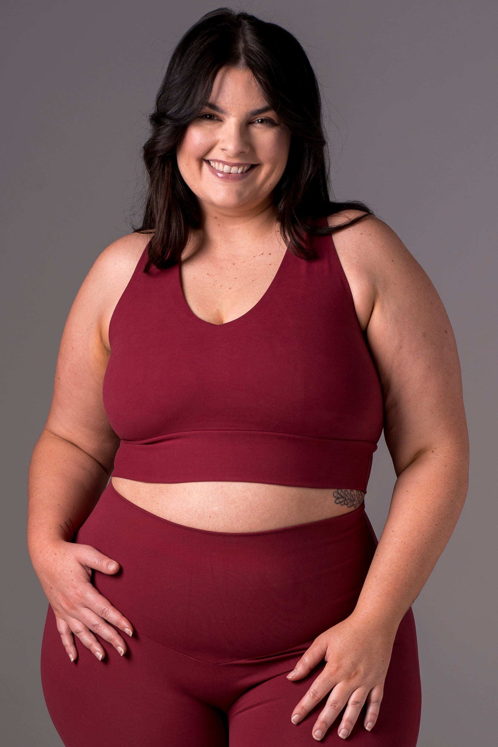 Scarlet Dynamic Sports Crop