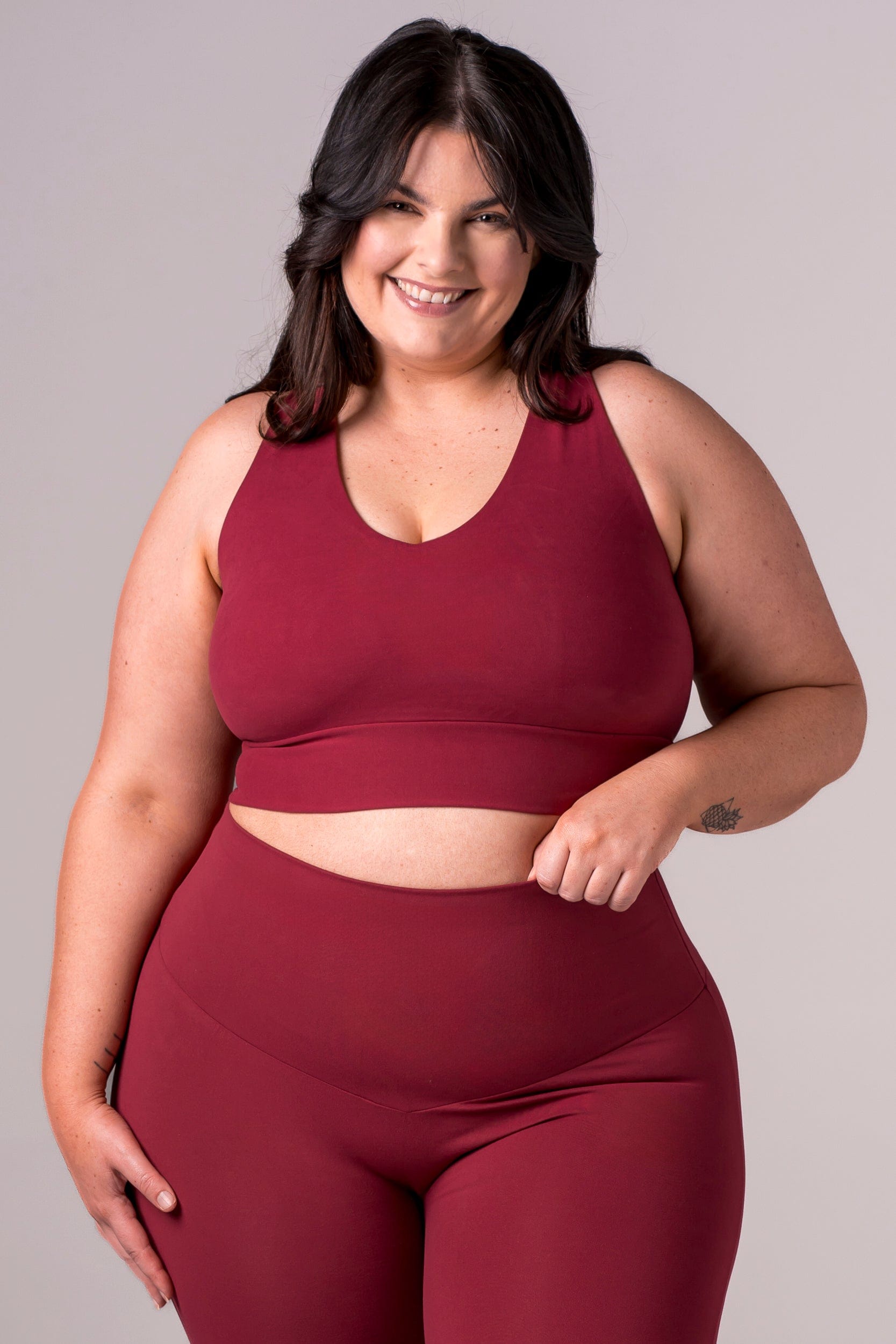 Scarlet Dynamic Sports Crop