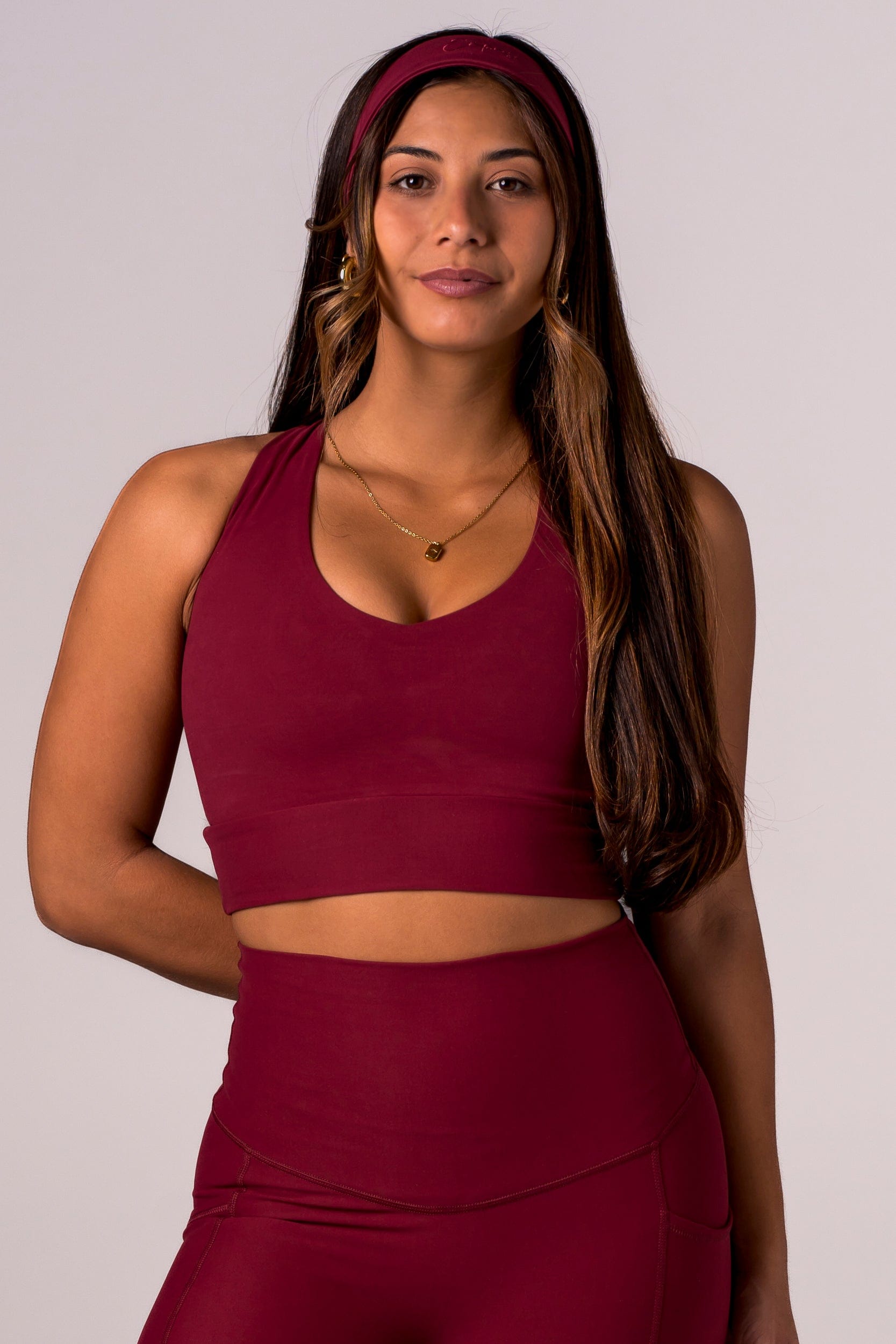 Scarlet Dynamic Sports Crop