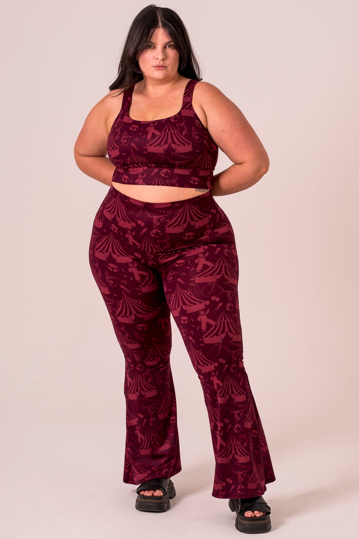 Showtime Luxe Pocket Yoga Pants