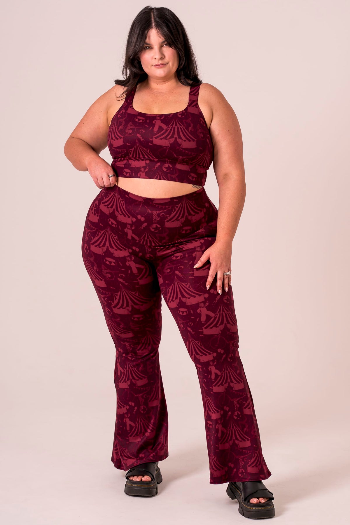 Showtime Luxe Pocket Yoga Pants