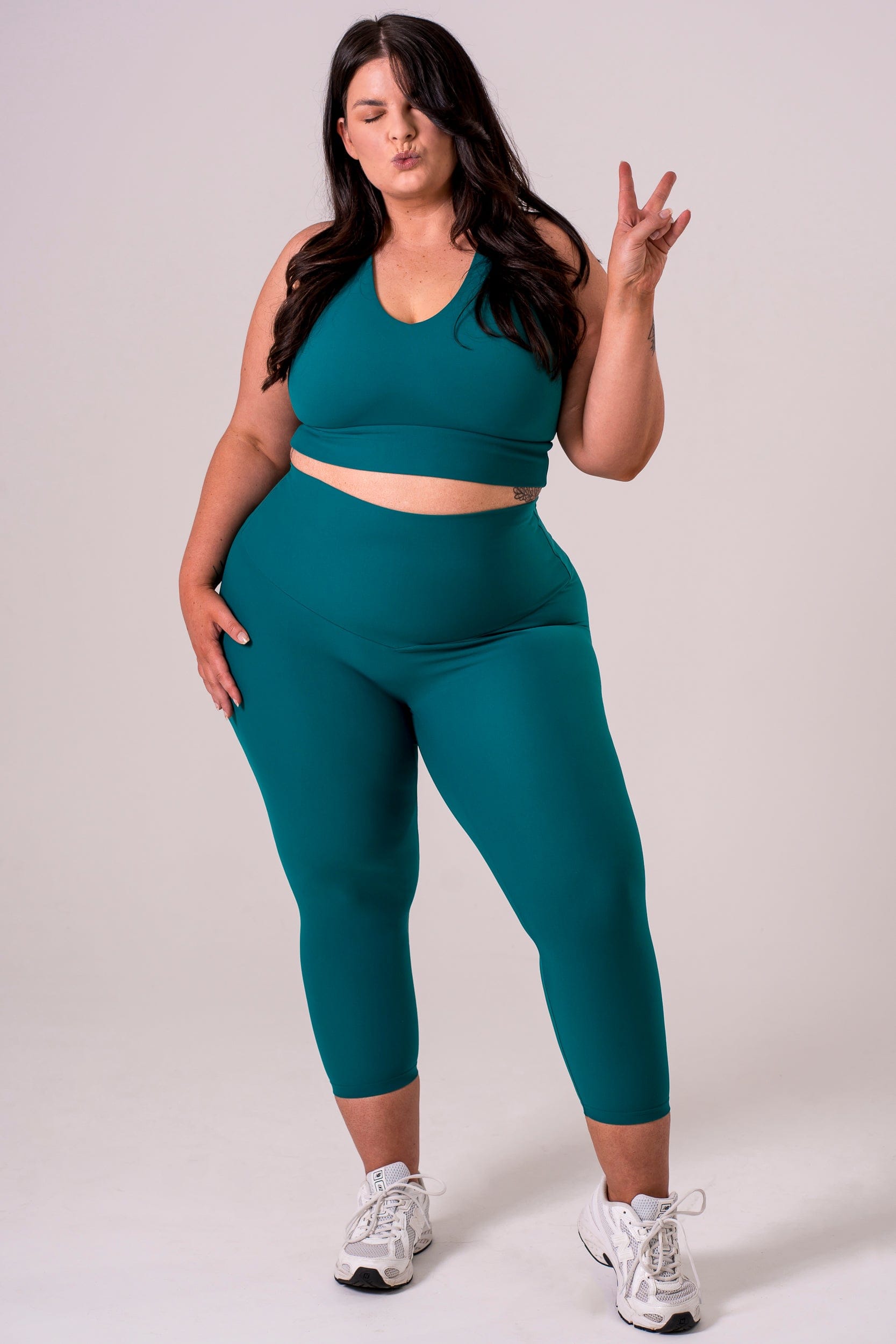 Teal Dynamic High Waisted Capri Leggings