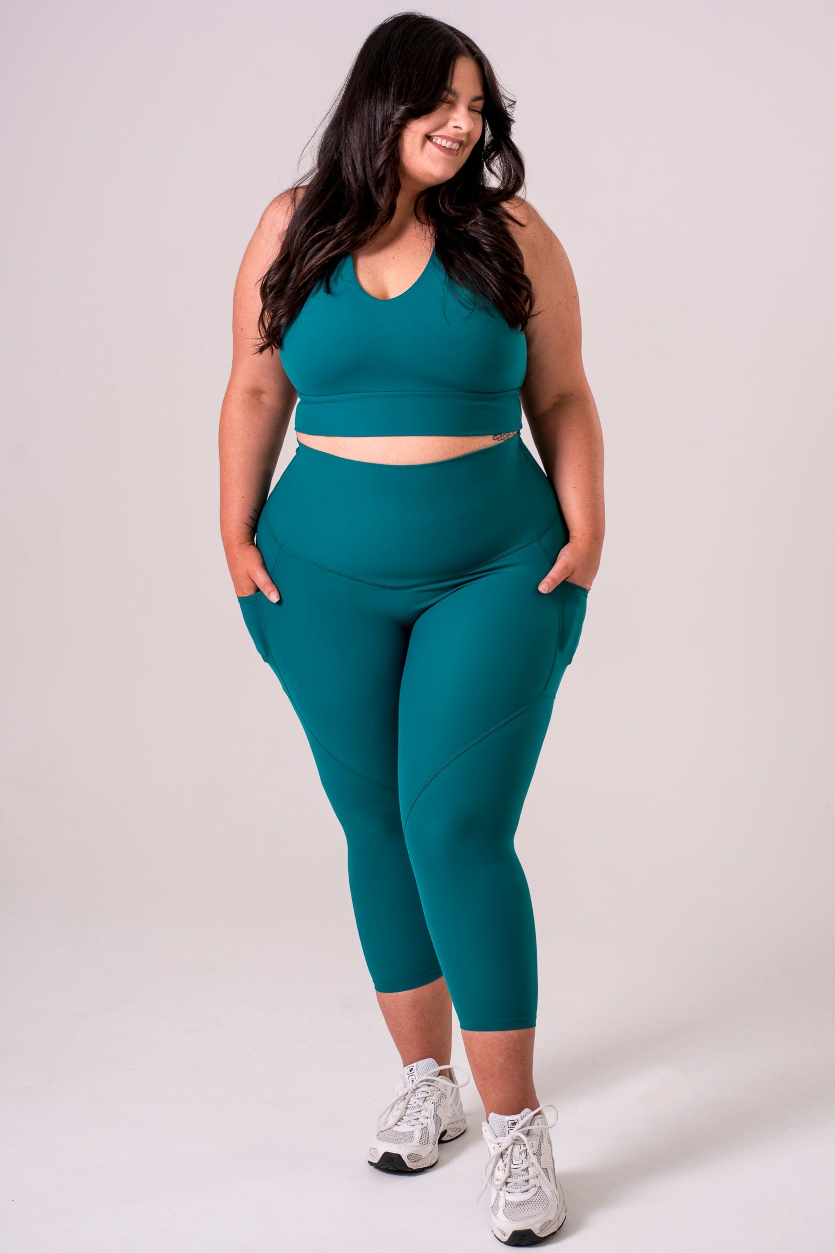 Teal Dynamic High Waisted Pocket Shaper Capri Leggings