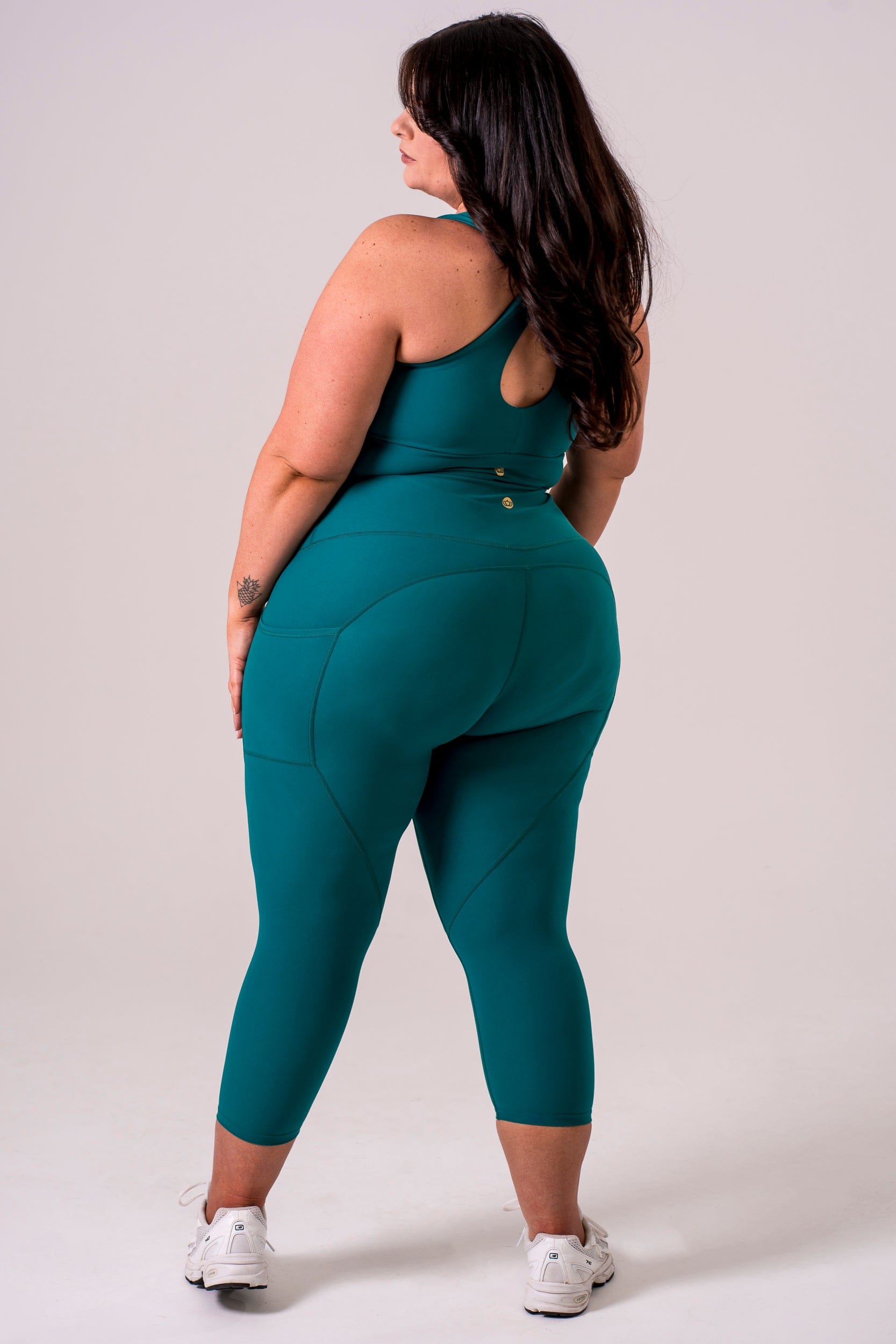 Teal Dynamic High Waisted Pocket Shaper Capri Leggings