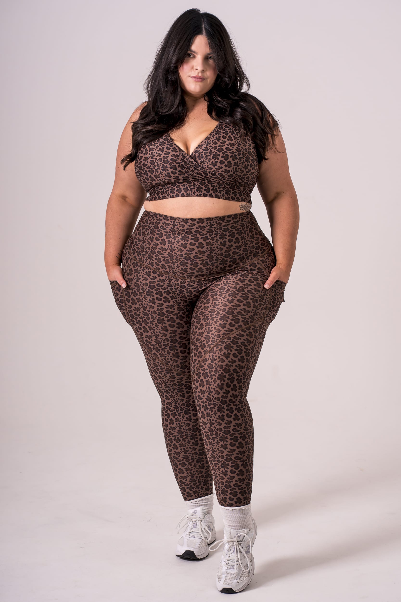 Untamed Dynamic High Waisted Pocket Shaper Ankle Biter Leggings