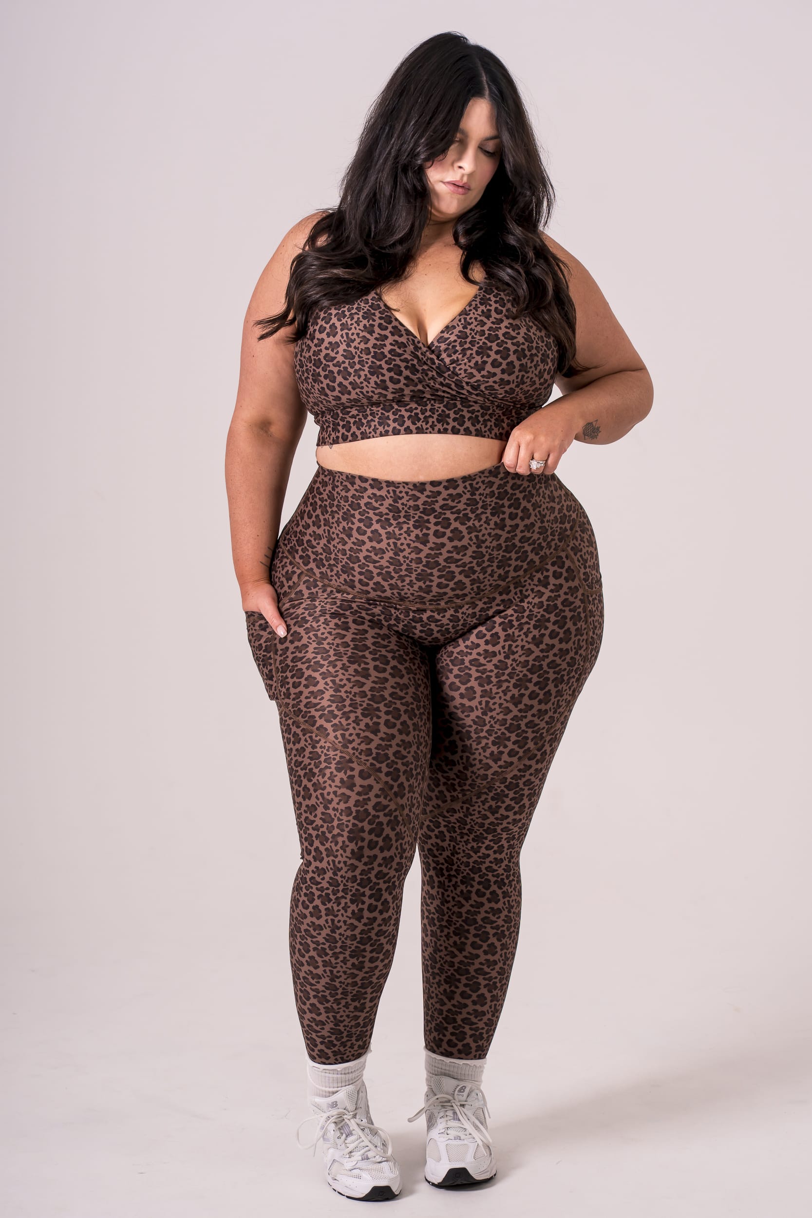 Untamed Dynamic High Waisted Pocket Shaper Ankle Biter Leggings