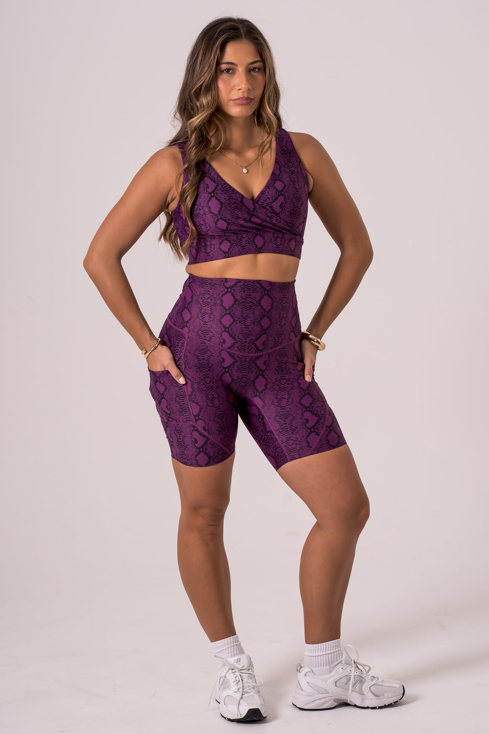 Venom Dynamic High Waisted Pocket Shaper Booty Shorts