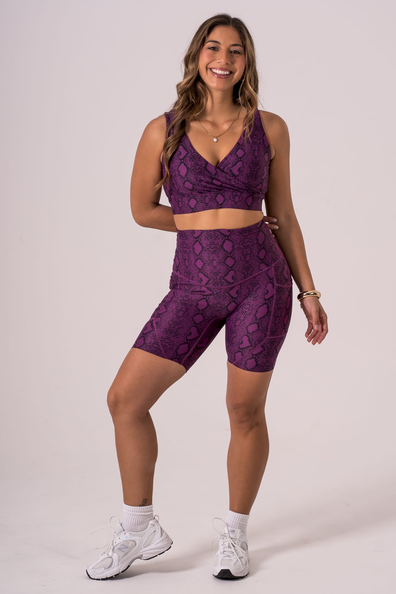 Venom Dynamic High Waisted Pocket Shaper Booty Shorts