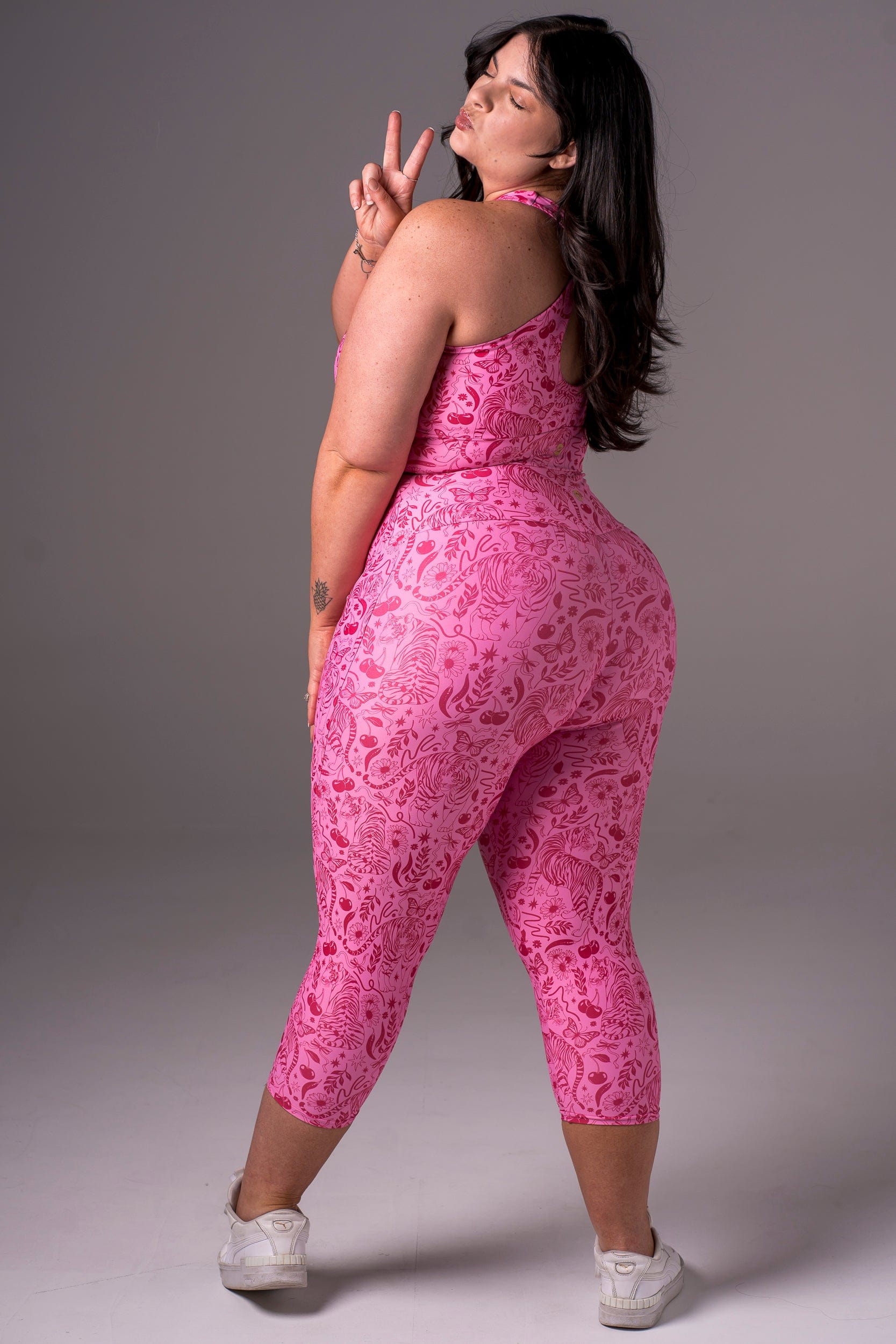 Wild Child Dynamic High Waisted Pocket Capri Leggings